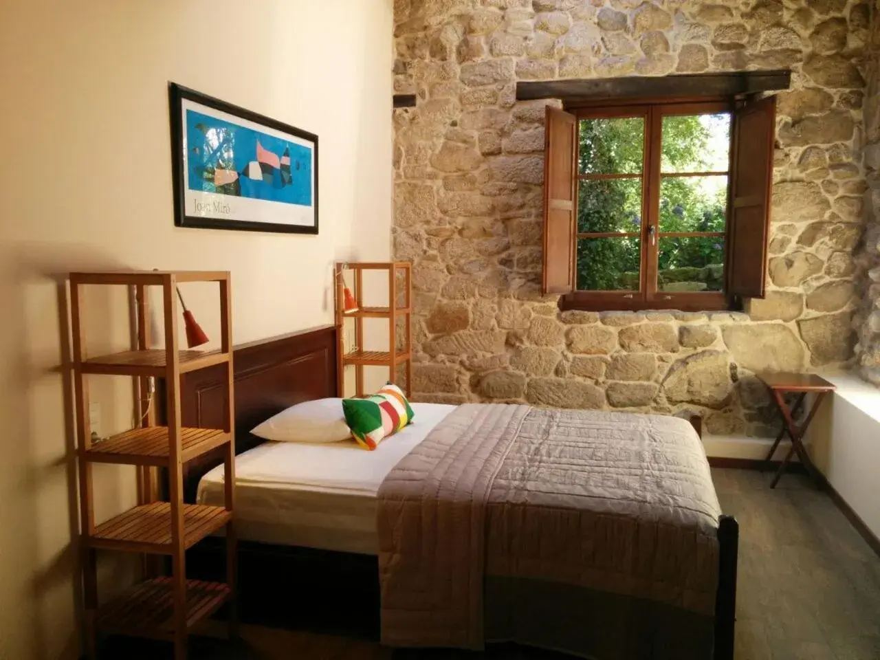 Deluxe Double Room (Ground Floor) - single occupancy in Pazo de Chaioso Ribeira Sacra Deluxe Double Room (Ground Floor) - single occupancy in Pazo de Chaioso Ribeira Sacra