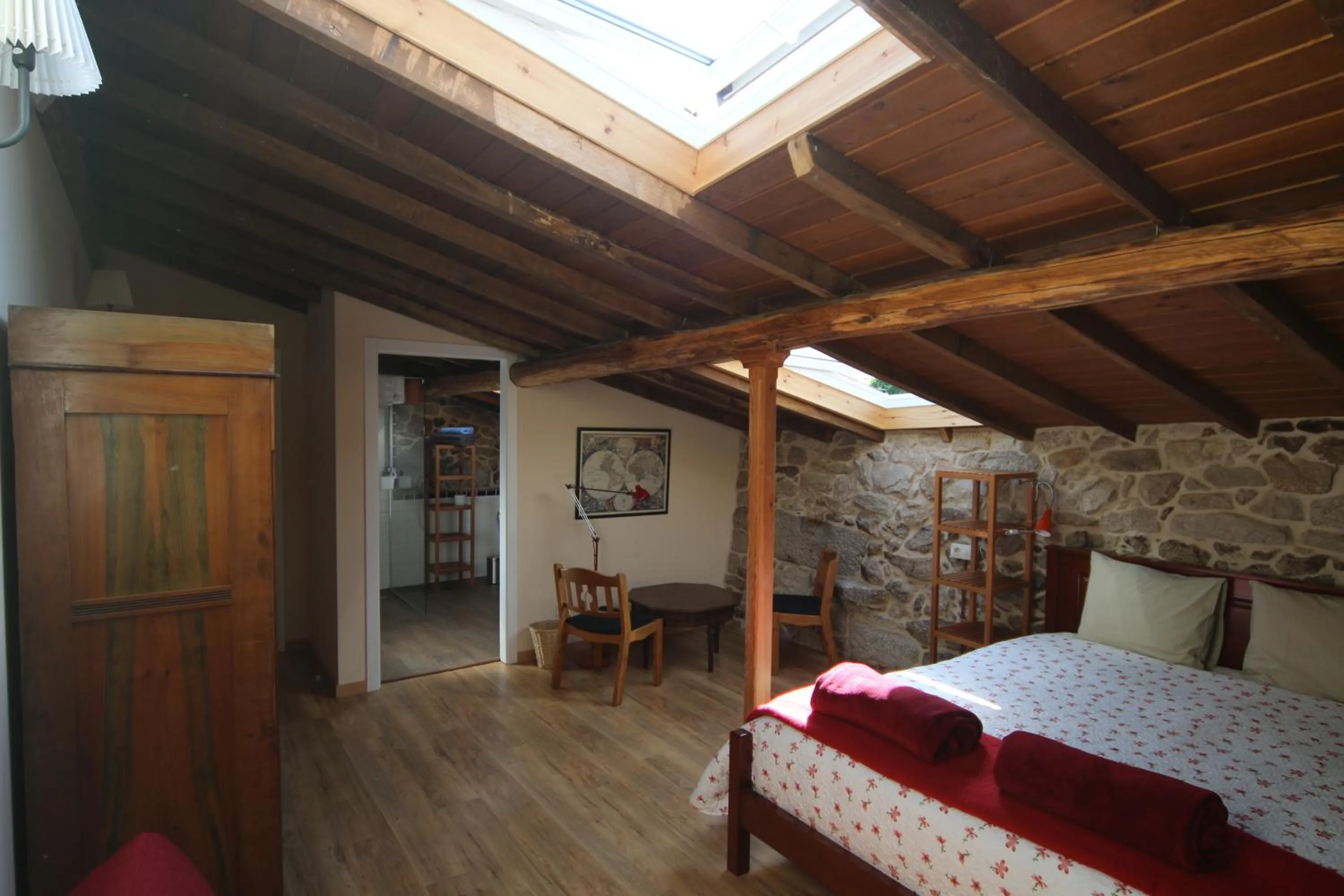 Photo of the whole room, Bed in Pazo de Chaioso Ribeira Sacra