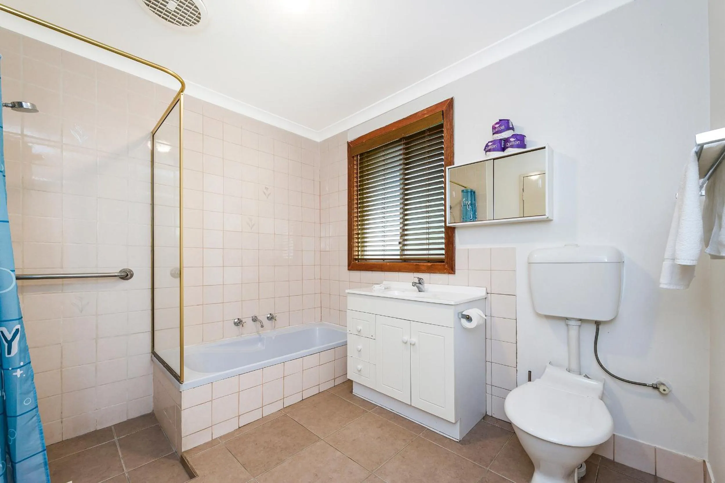 Bathroom in Travellers Rest Motel