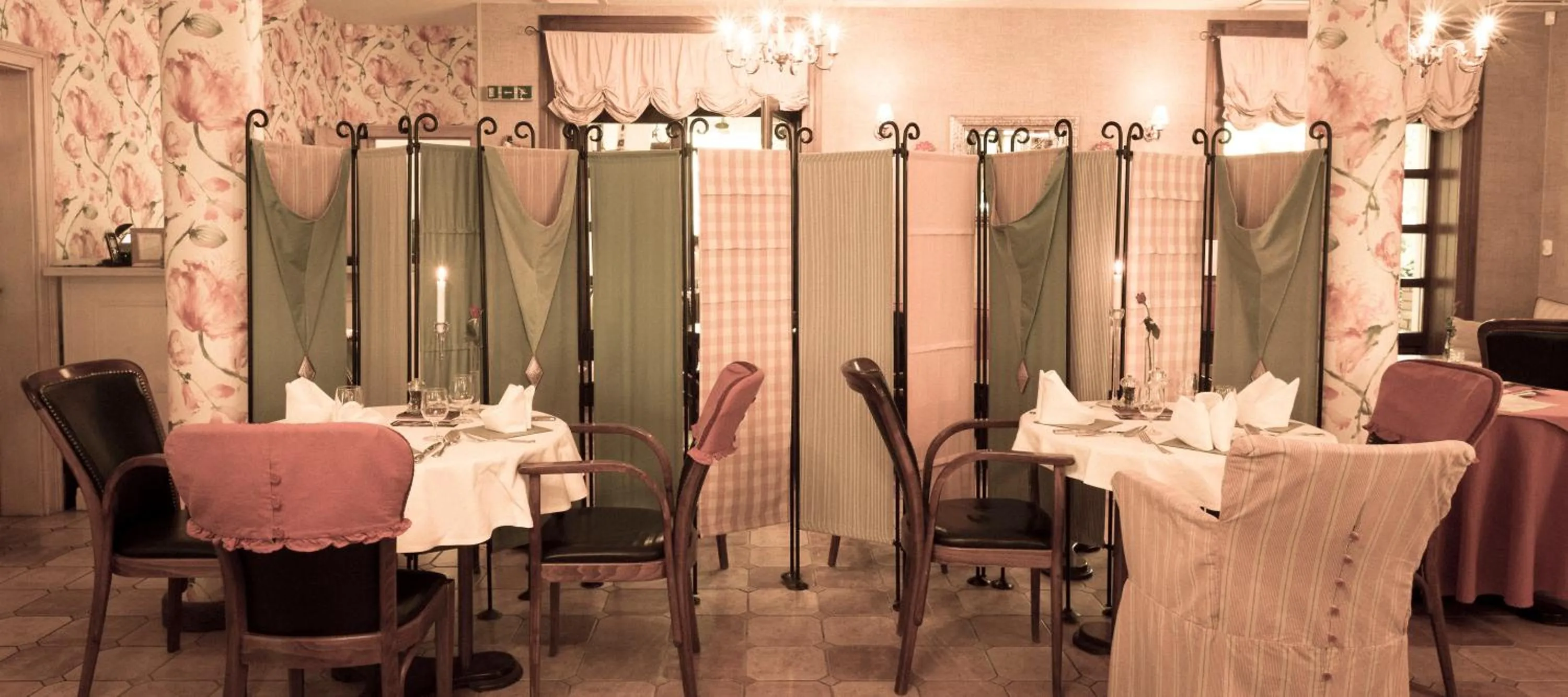 Restaurant/places to eat in Villa Rosa