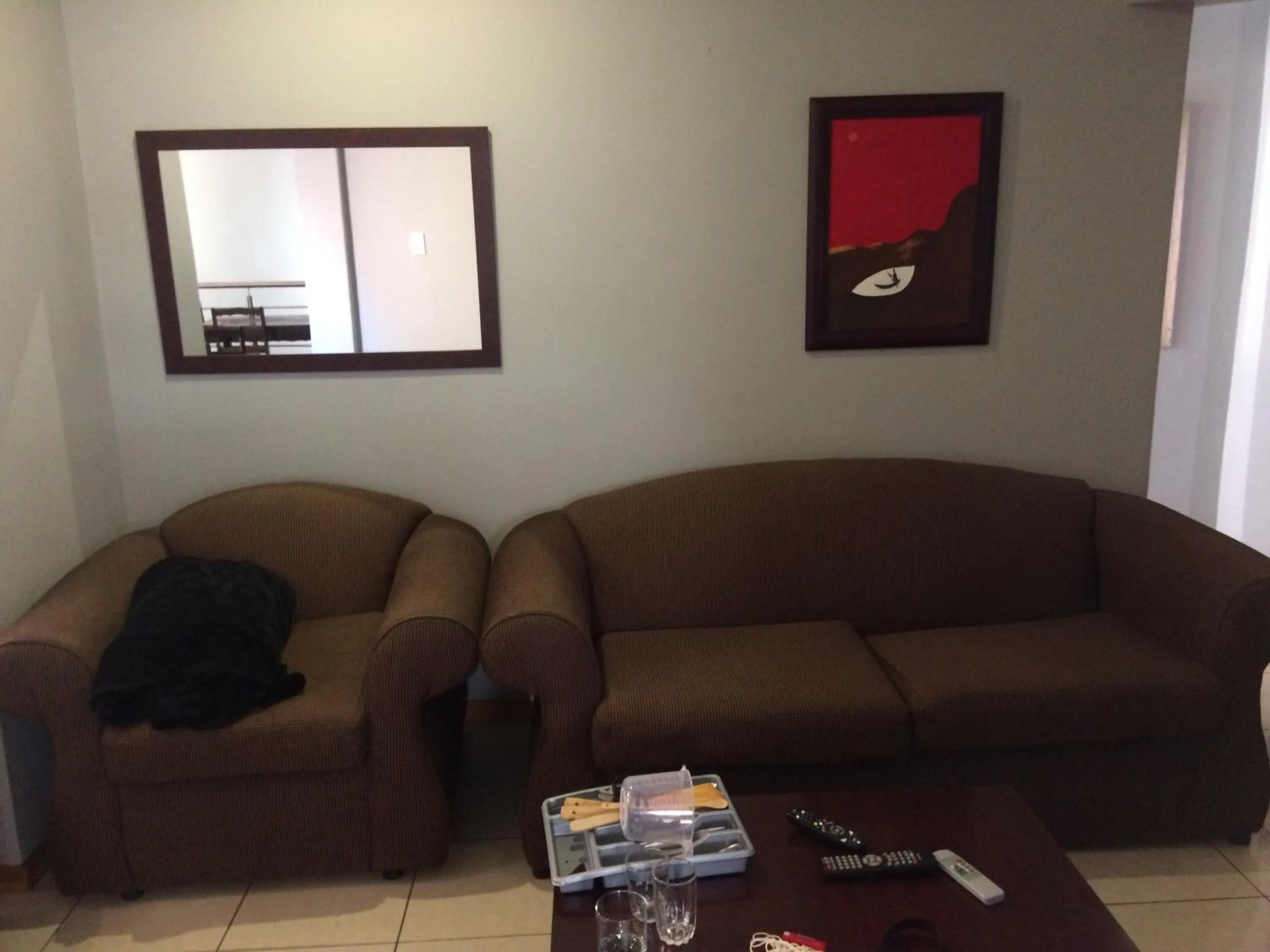 Communal lounge/ TV room in Houghton Guest House