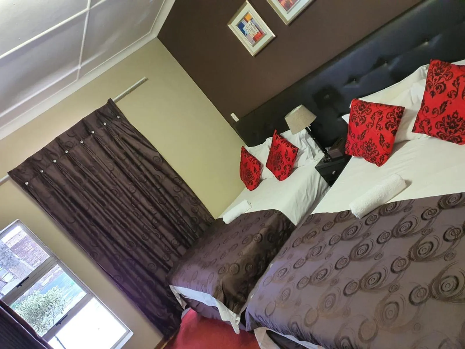 Bedroom, Bed in Houghton Guest House