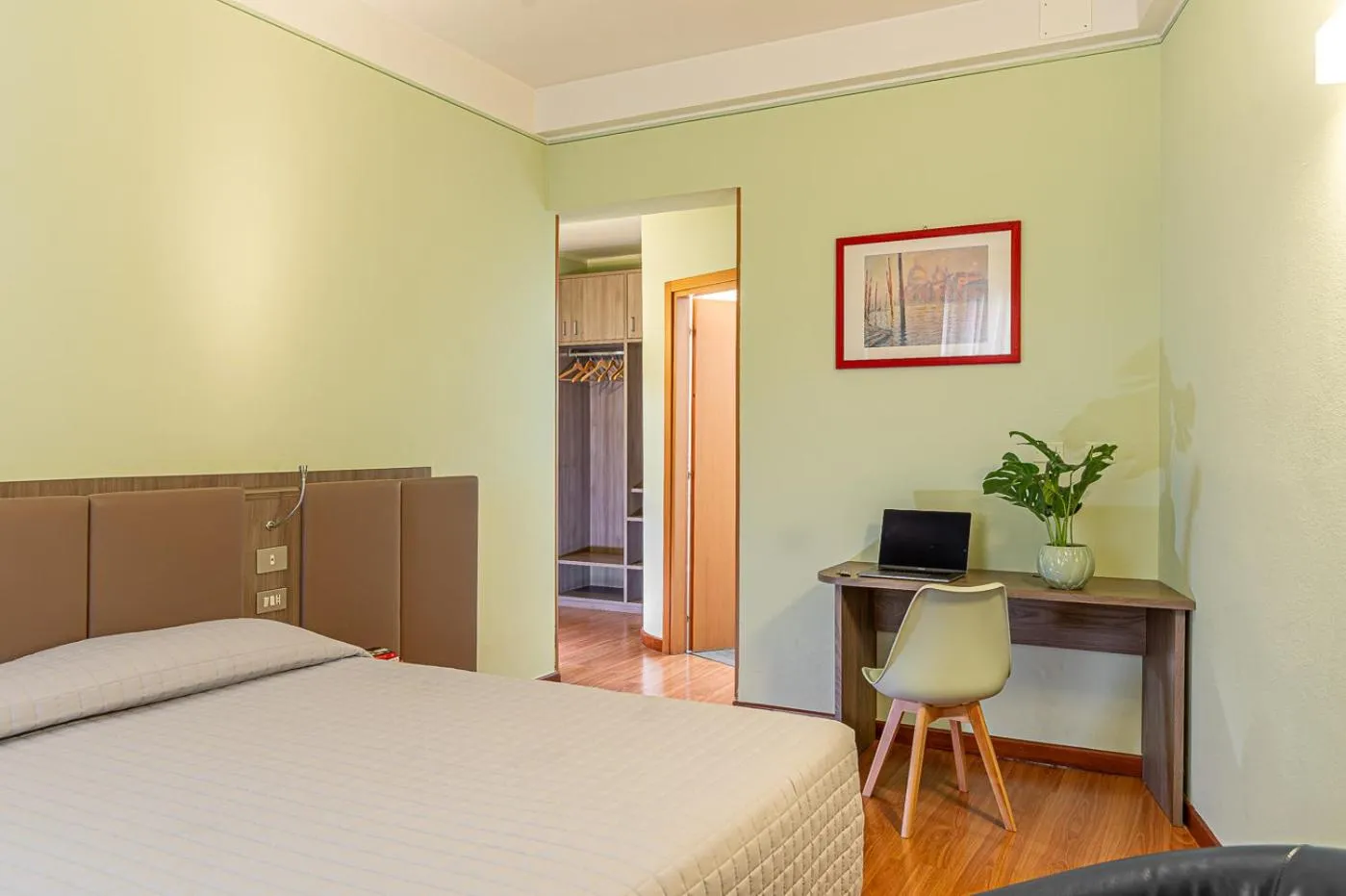 Photo of the whole room, Bed in Hotel Ziò Imola