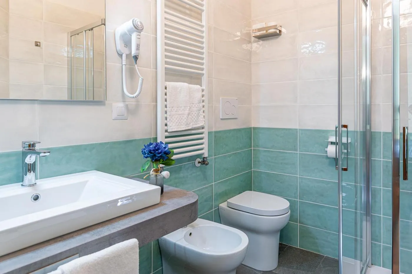 Bathroom in Hotel Ziò Imola