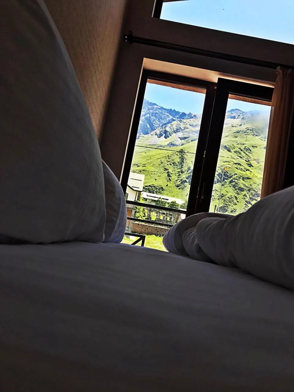 Bed in Chemodann Kazbegi