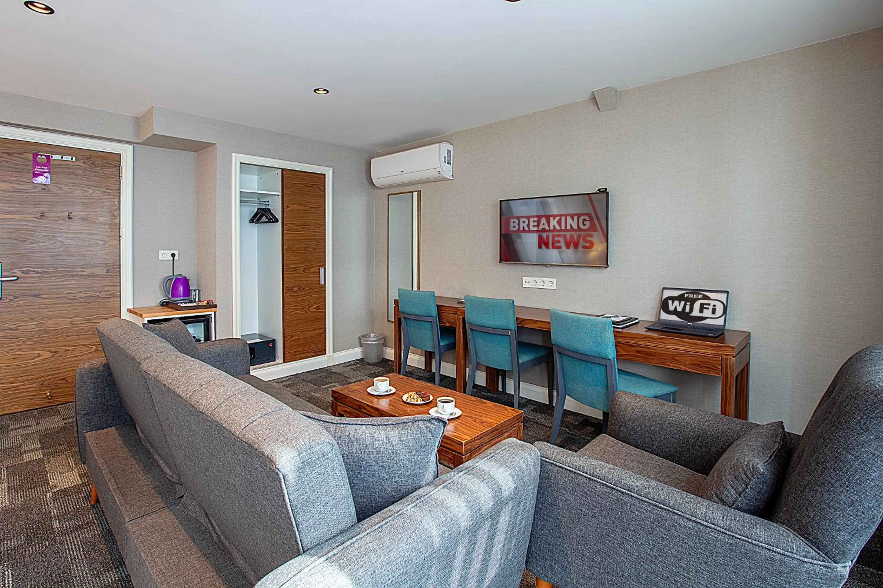 Seating area in Aston Hotel Taksim