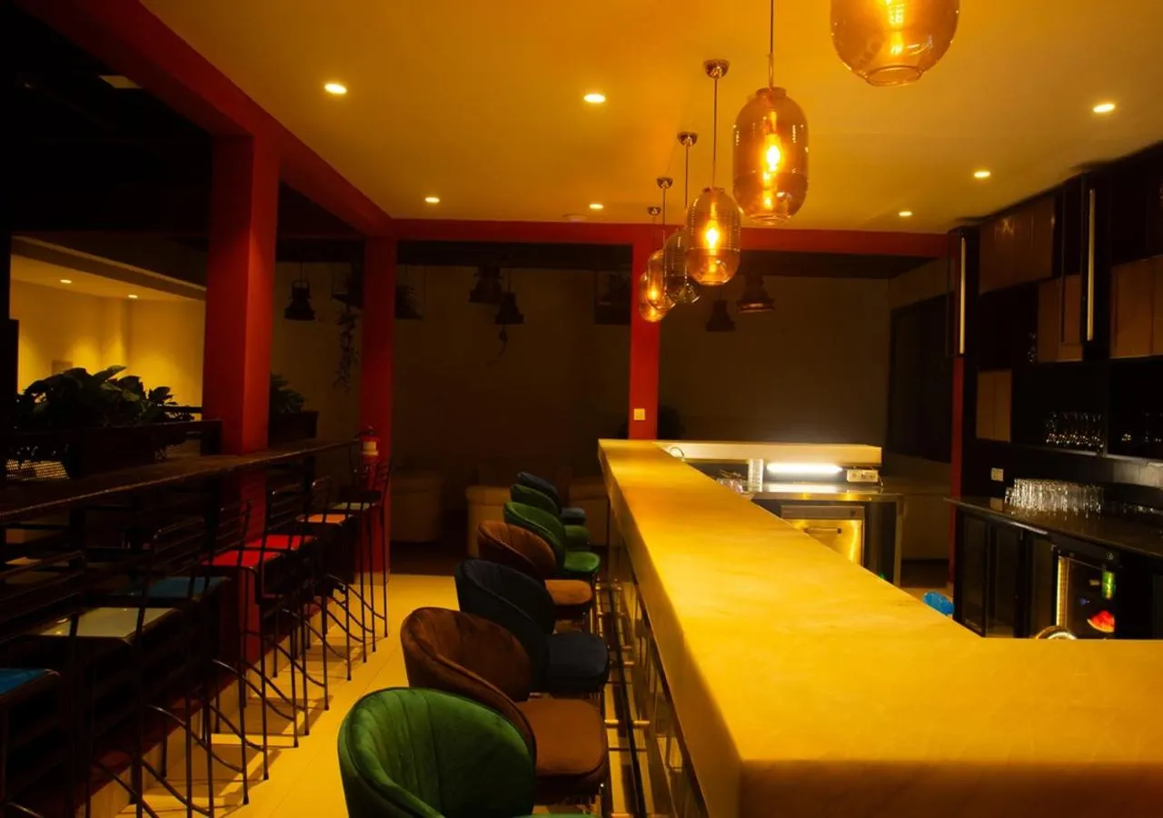 Lounge or bar in Hôtel La Villa Racine