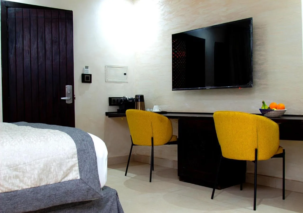 Bedroom, Bed in Hôtel La Villa Racine