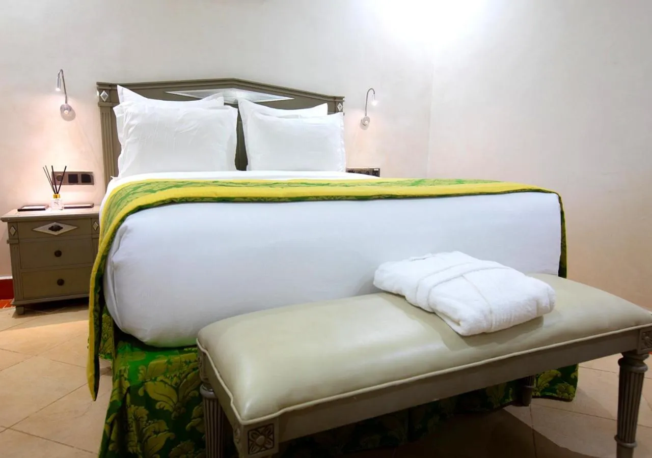 Bedroom, Bed in Hôtel La Villa Racine