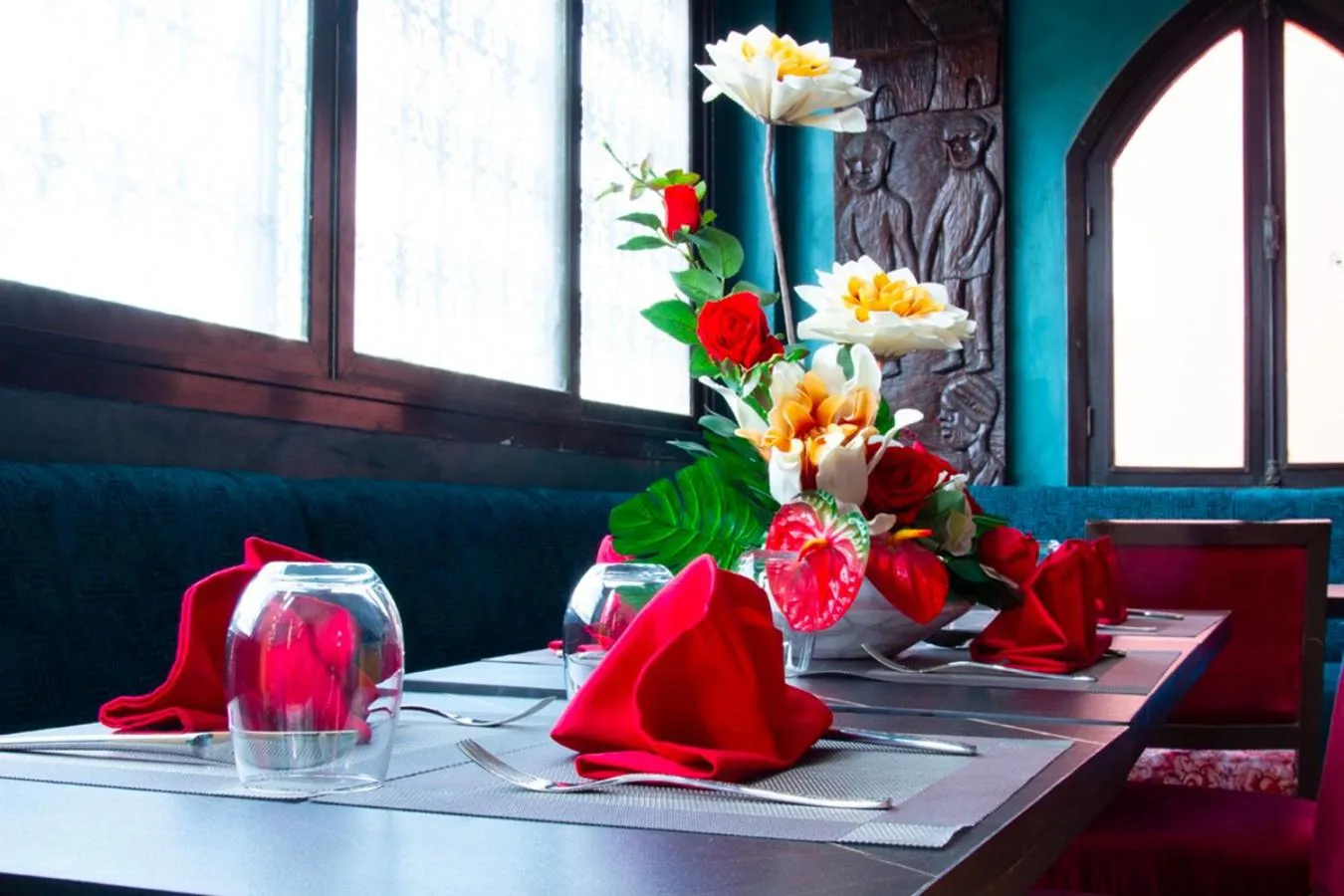 Restaurant/places to eat in Hôtel La Villa Racine