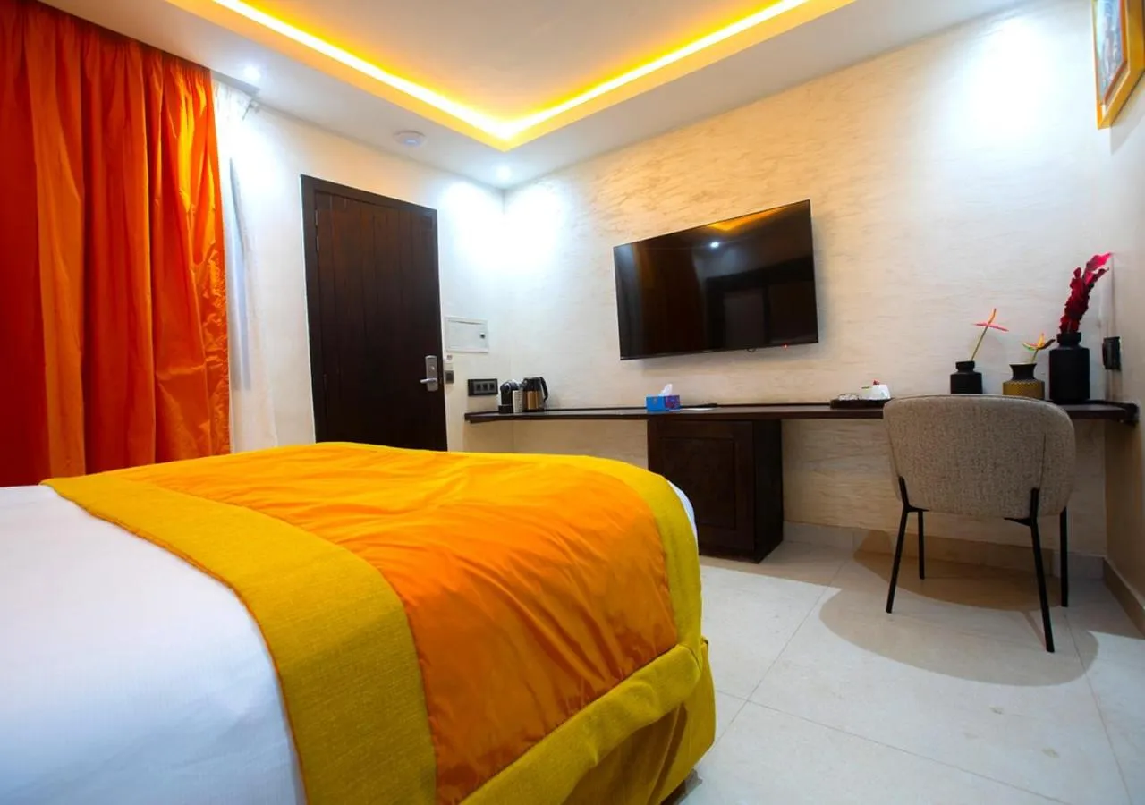 Bedroom, Bed in Hôtel La Villa Racine