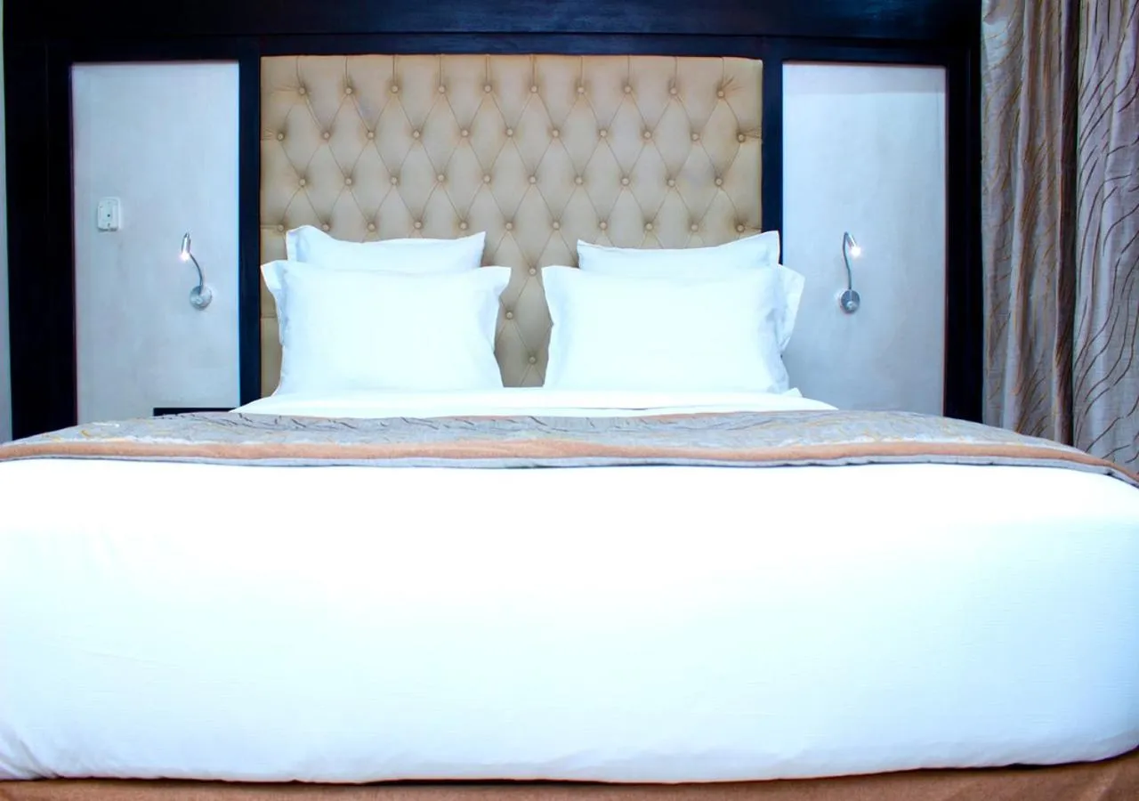 Bedroom, Bed in Hôtel La Villa Racine