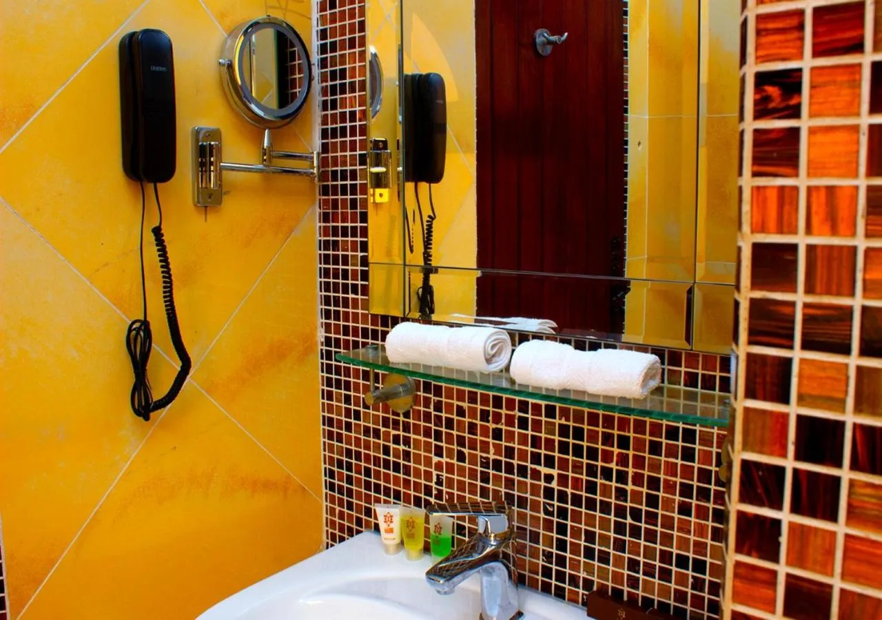 Bathroom in Hôtel La Villa Racine