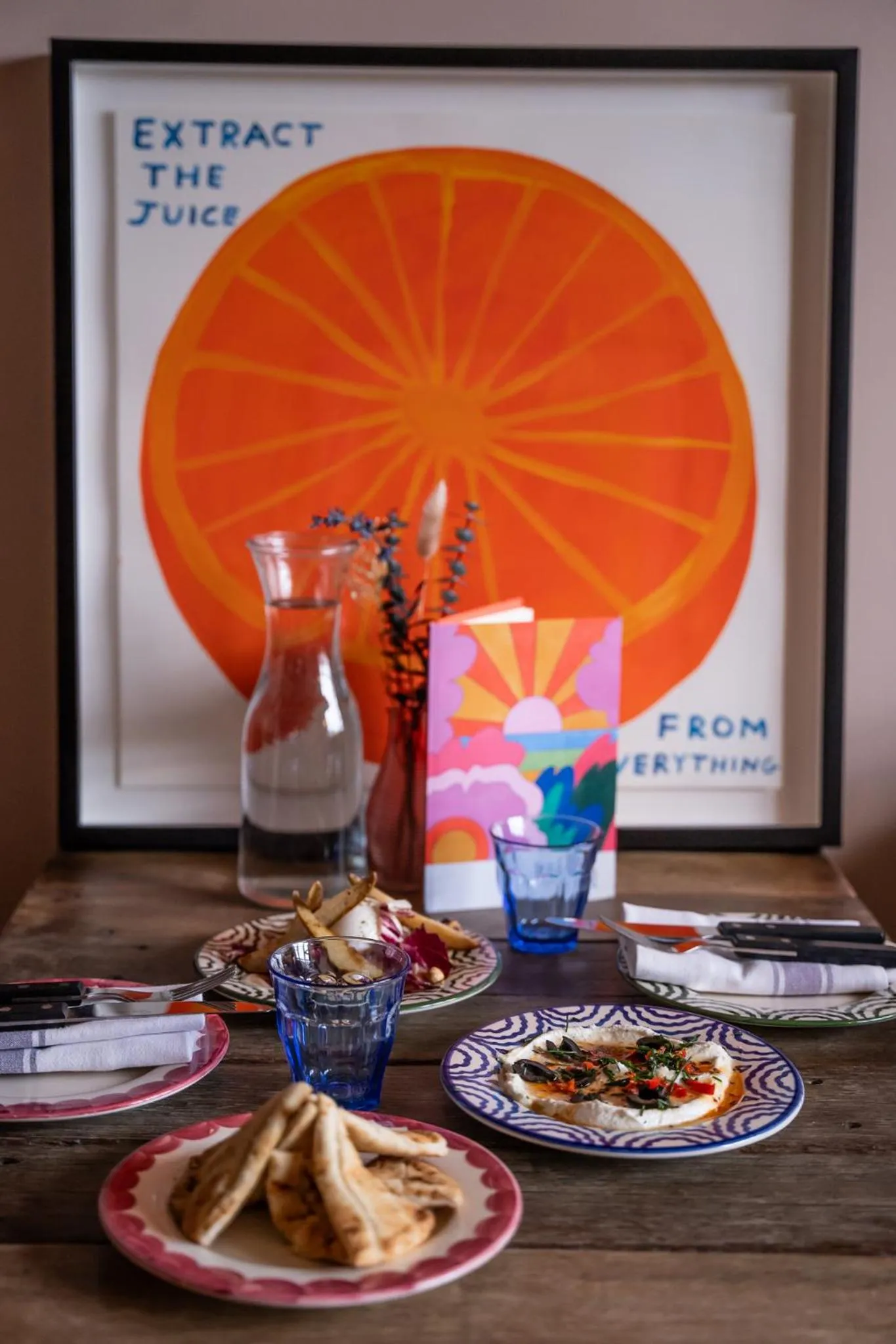 Food and drinks in Artist Residence Brighton