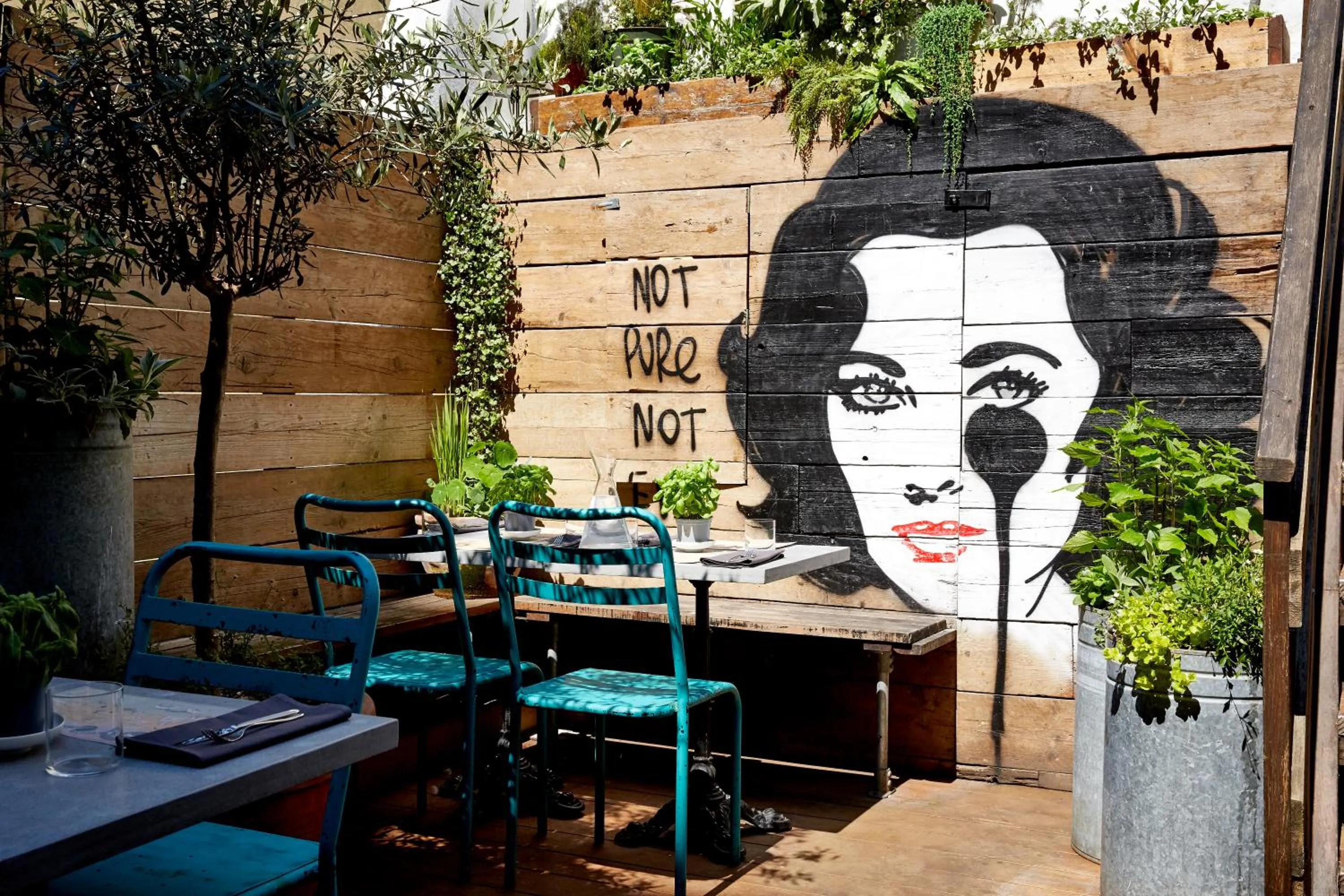 Patio in Artist Residence Brighton