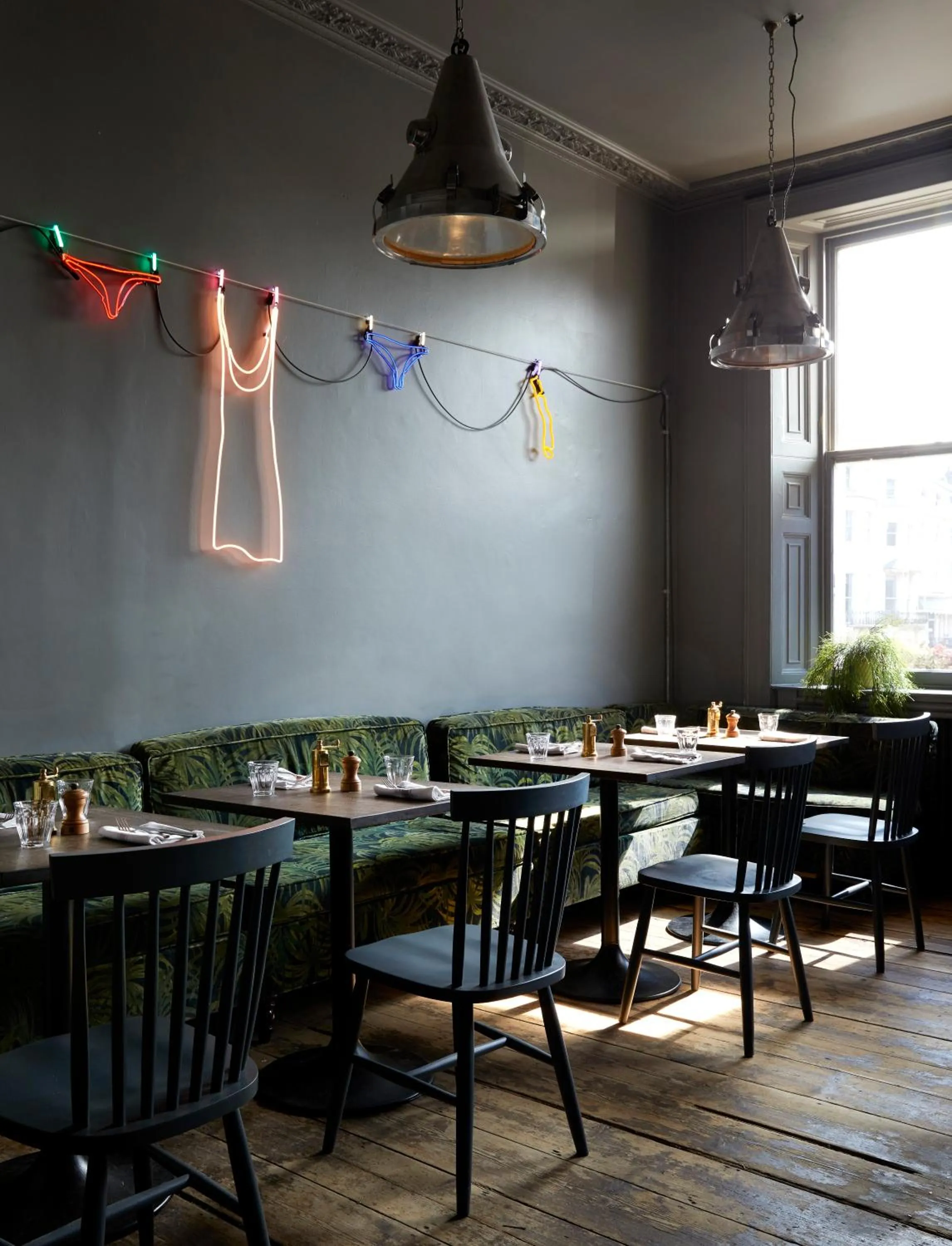 Restaurant/places to eat in Artist Residence Brighton