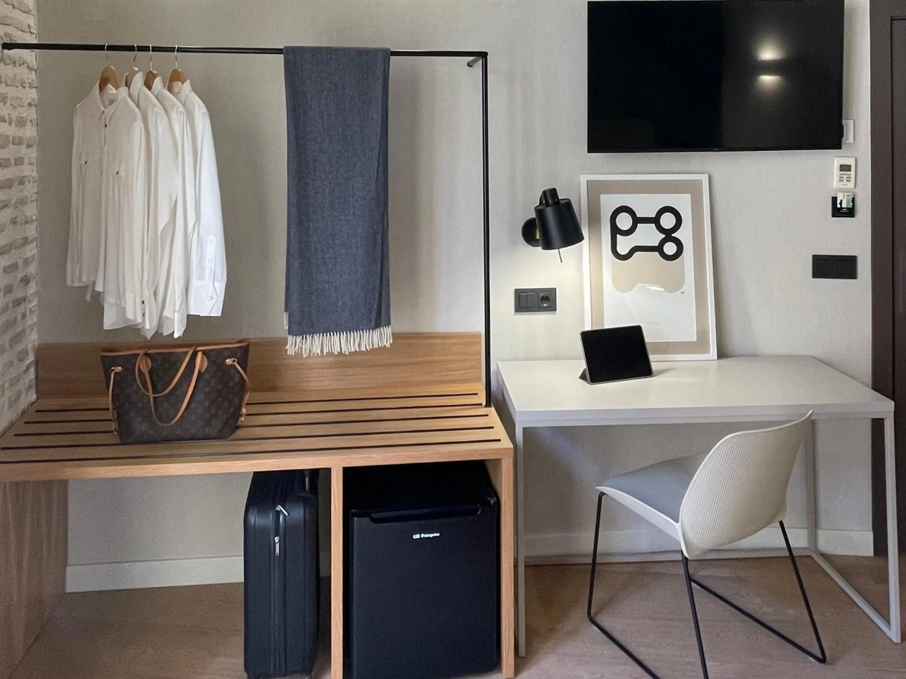 TV and multimedia in Cosy Rooms Embajador