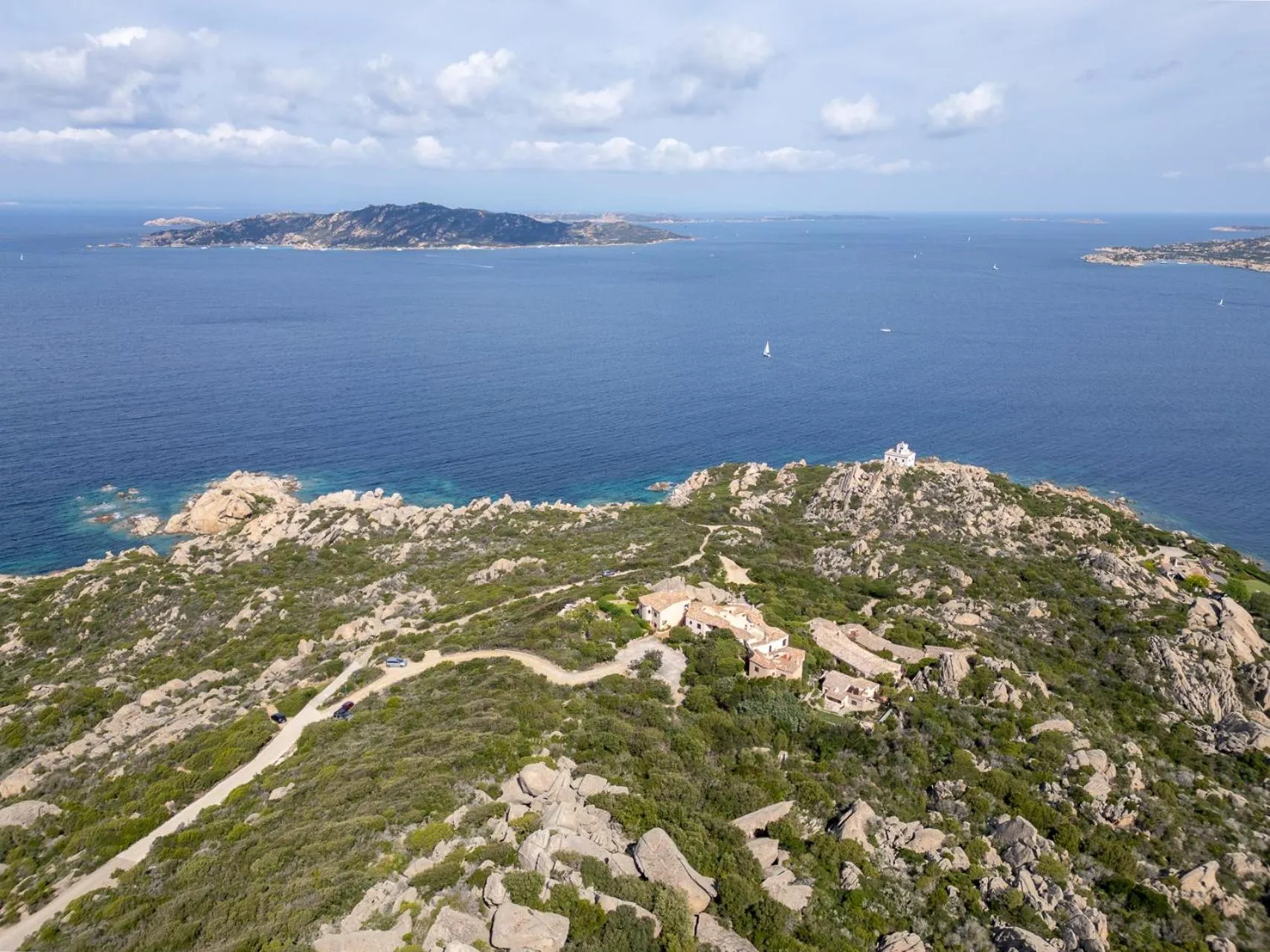 Neighbourhood in Felix Hotels - Residence Hotel Costa Serena