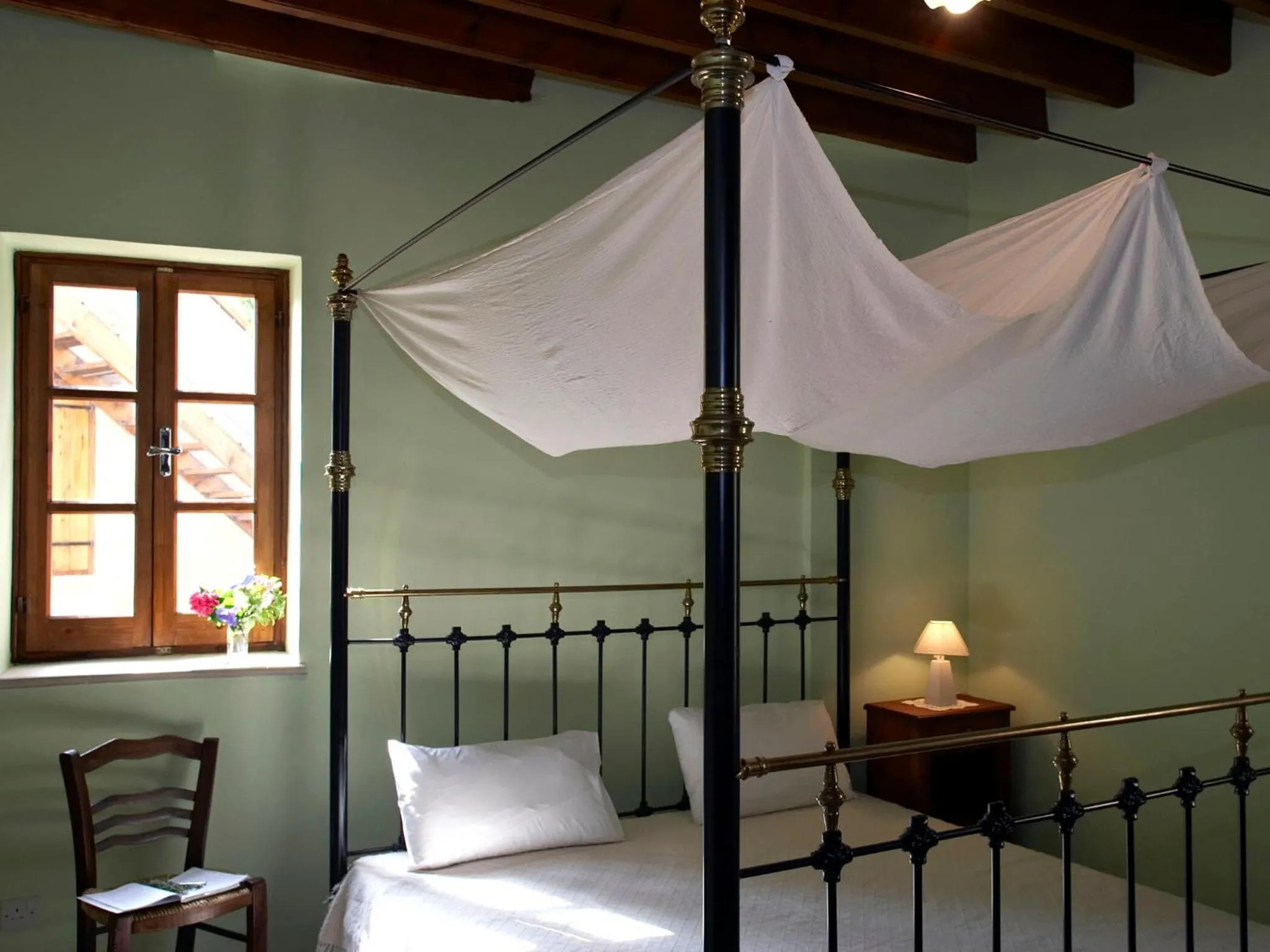 Bed in Porfyrios Country House