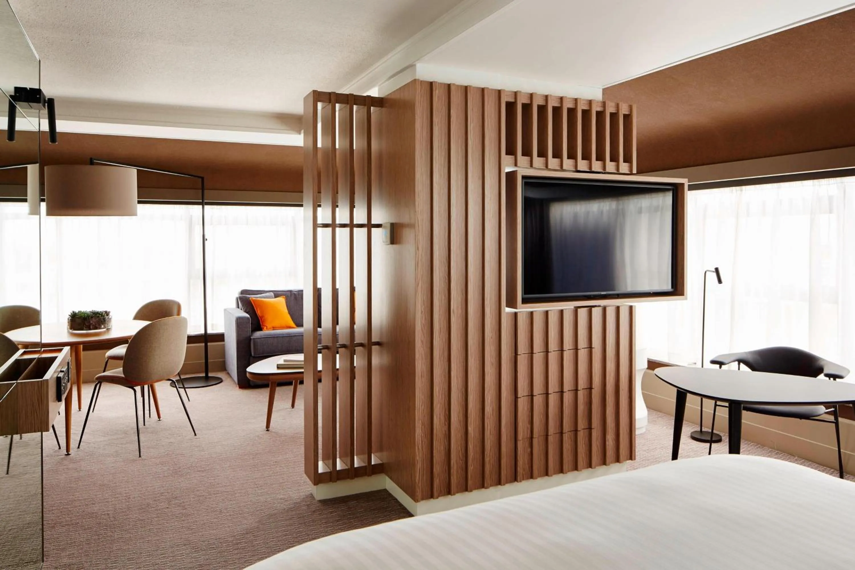 Photo of the whole room, Bed in London Marriott Hotel Regents Park