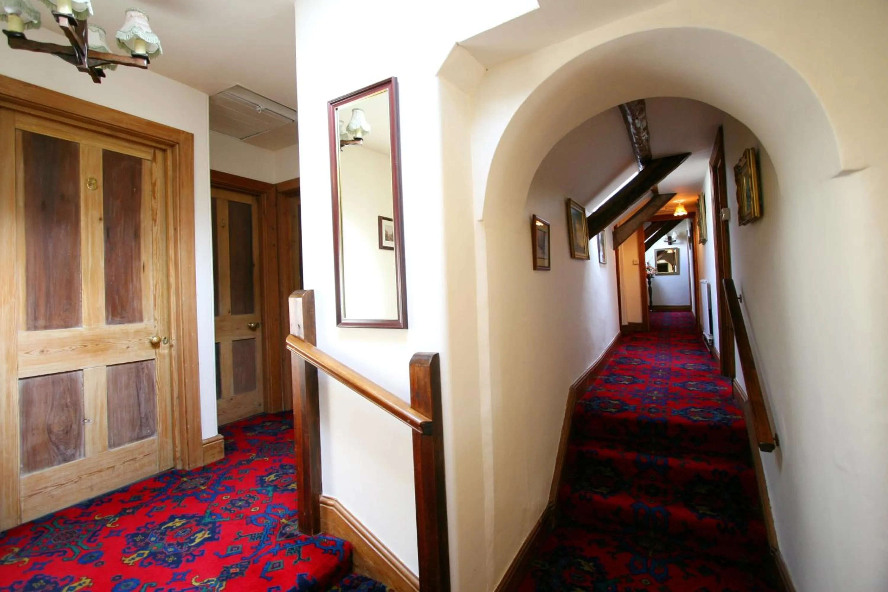 Facade/entrance in Collaven Manor