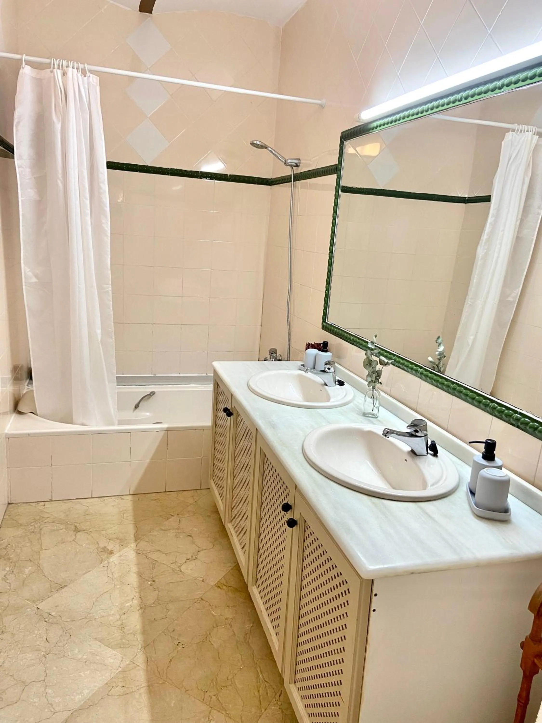 Bathroom in Casa de los Bates