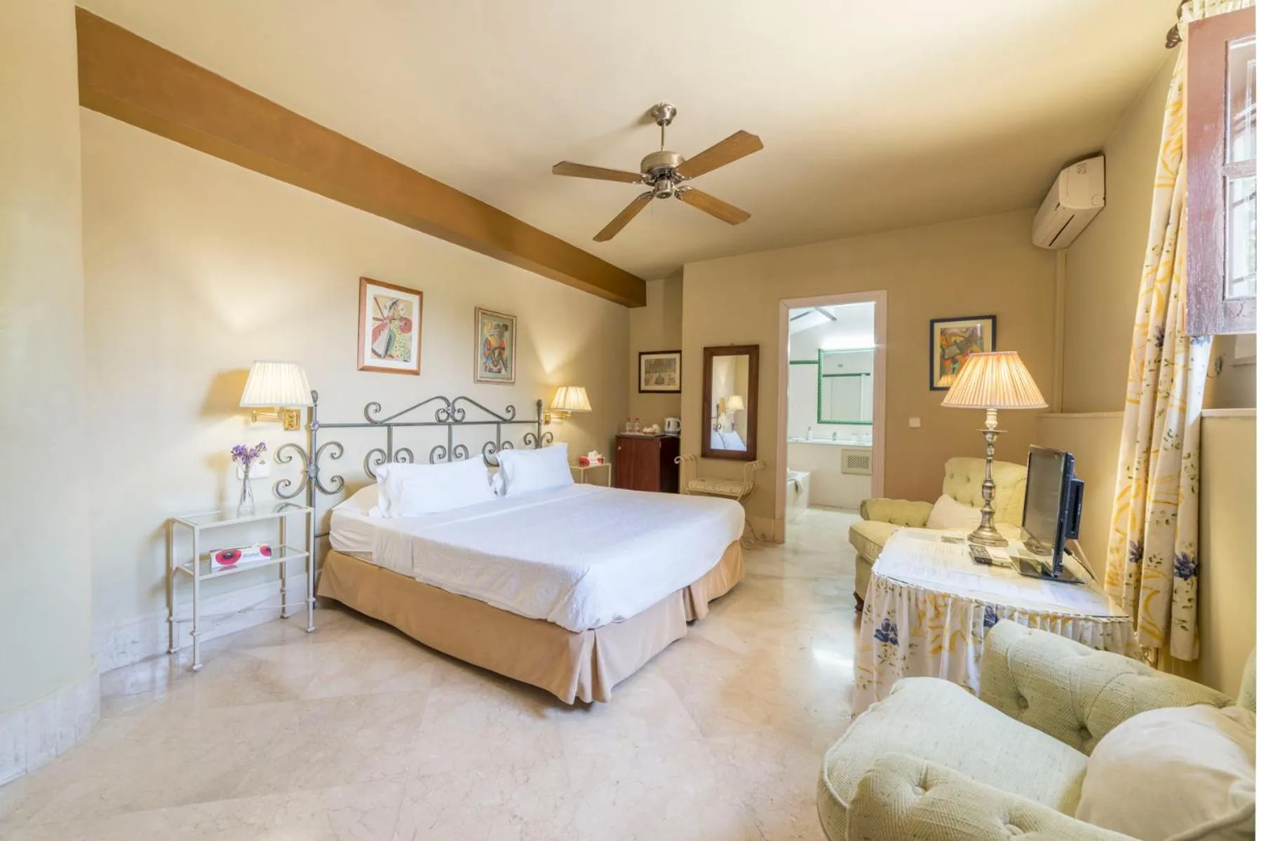 Bedroom, Bed in Casa de los Bates