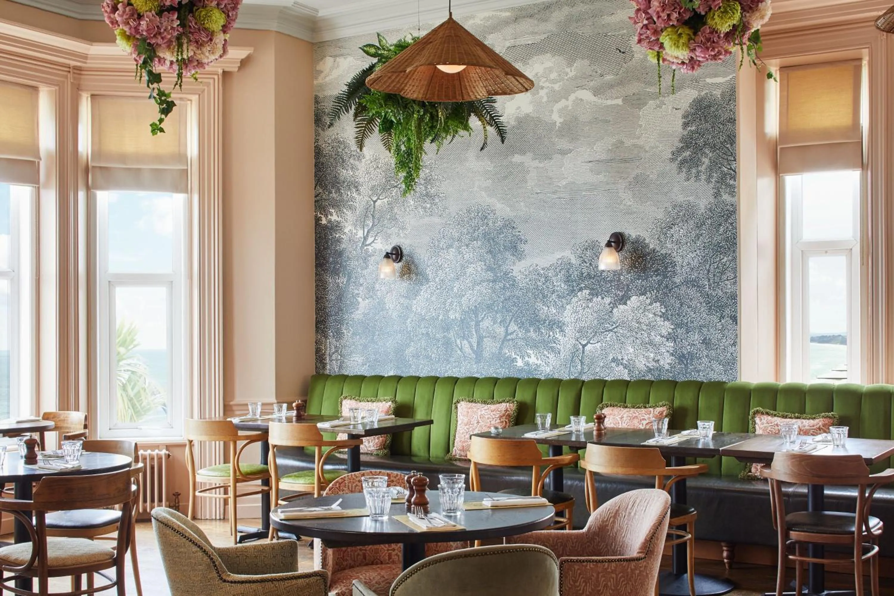 Restaurant/places to eat in Bournemouth Highcliff Marriott Hotel