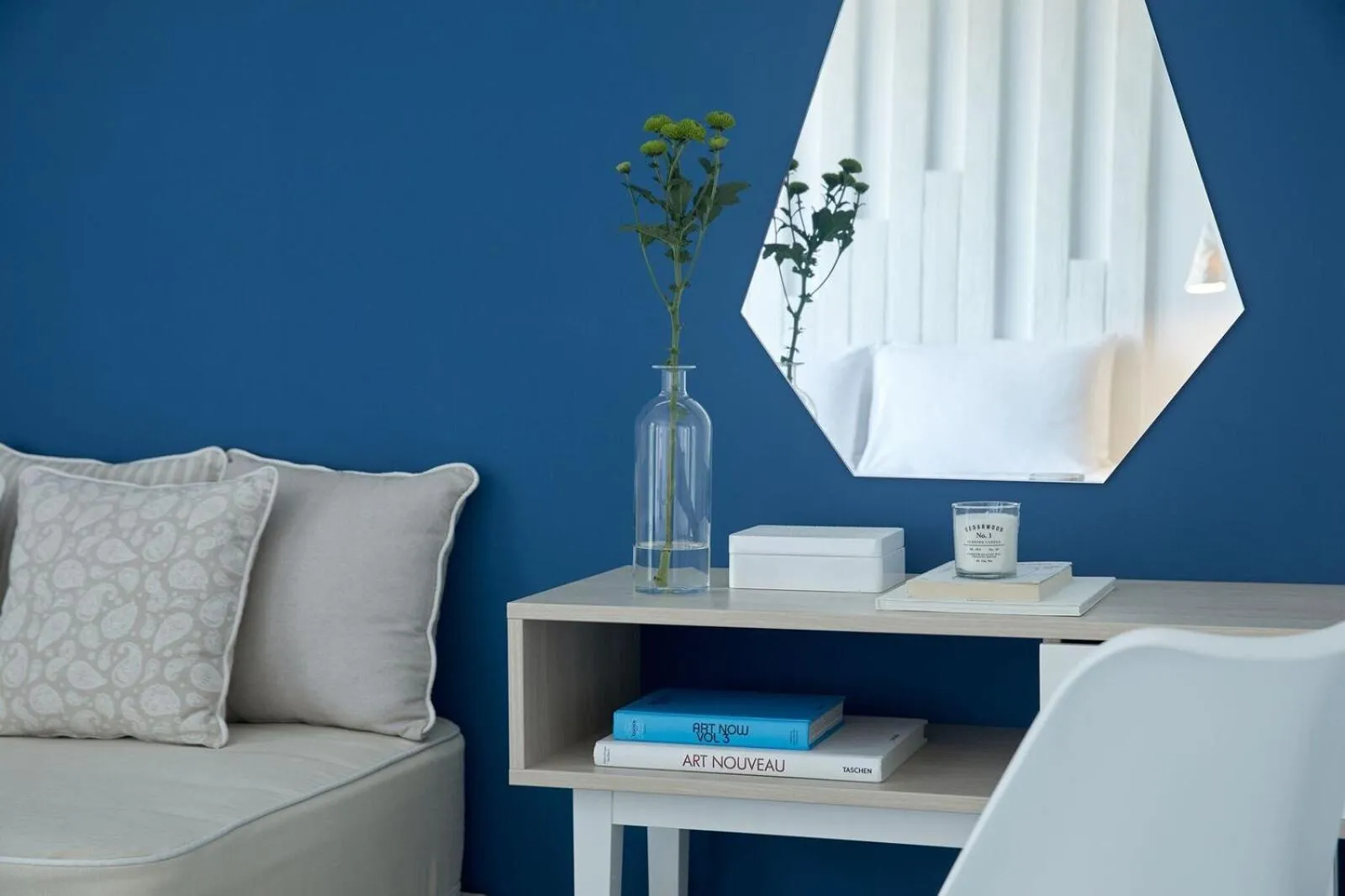 Decorative detail in Hotel Alkyonis