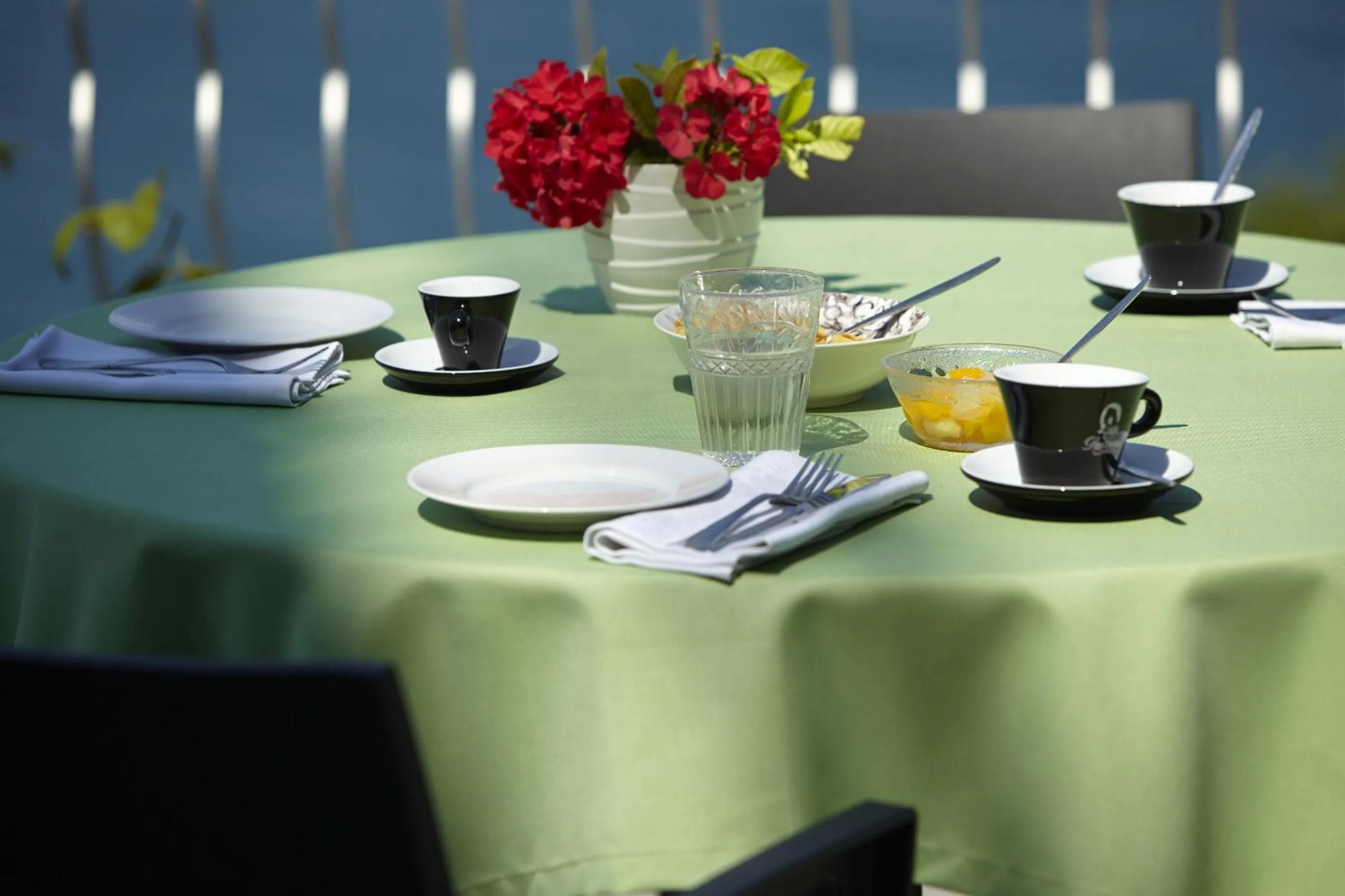 Restaurant/places to eat in Hotel Alkyonis