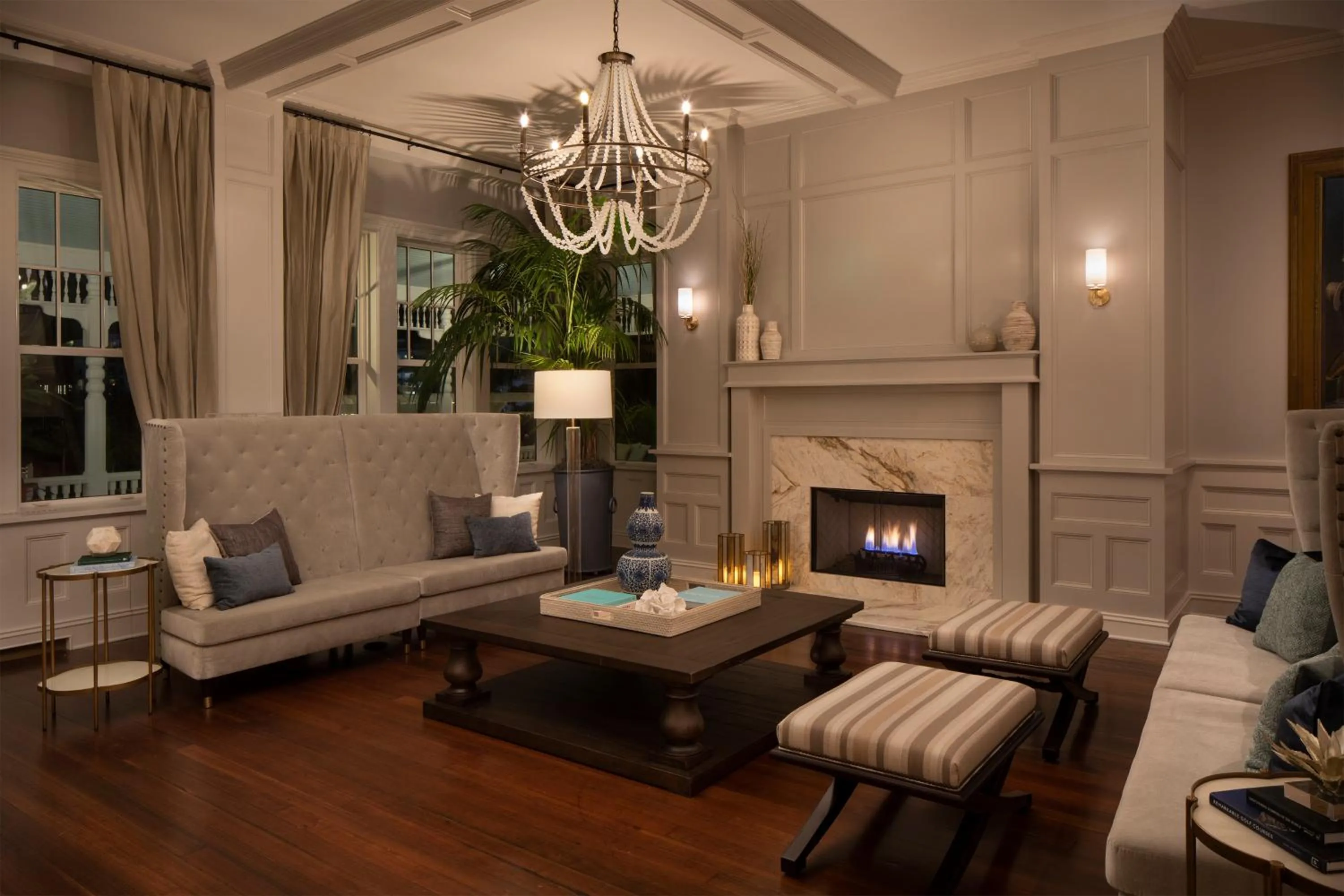 Seating area in Belleview Inn