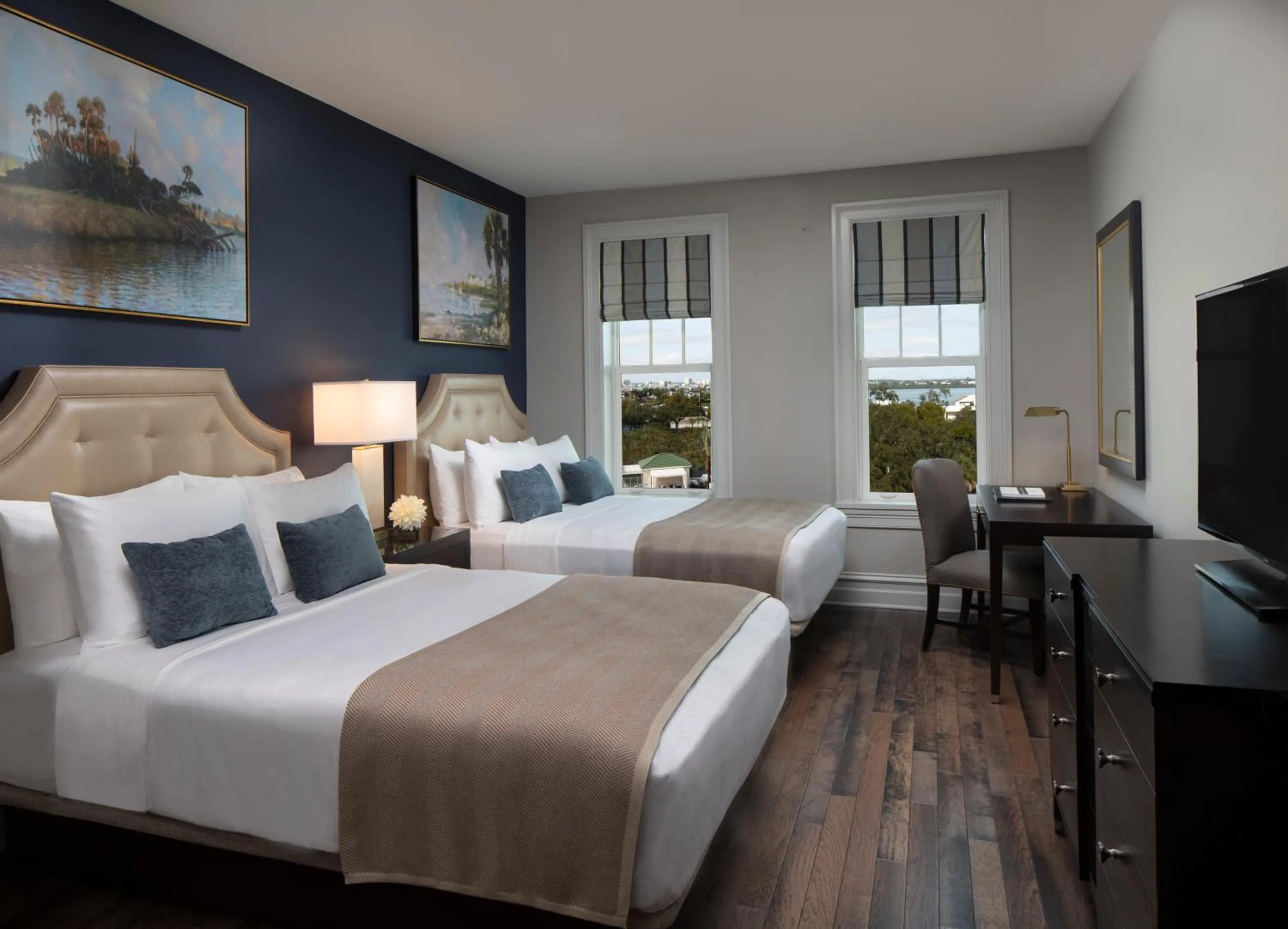 Photo of the whole room, Bed in Belleview Inn