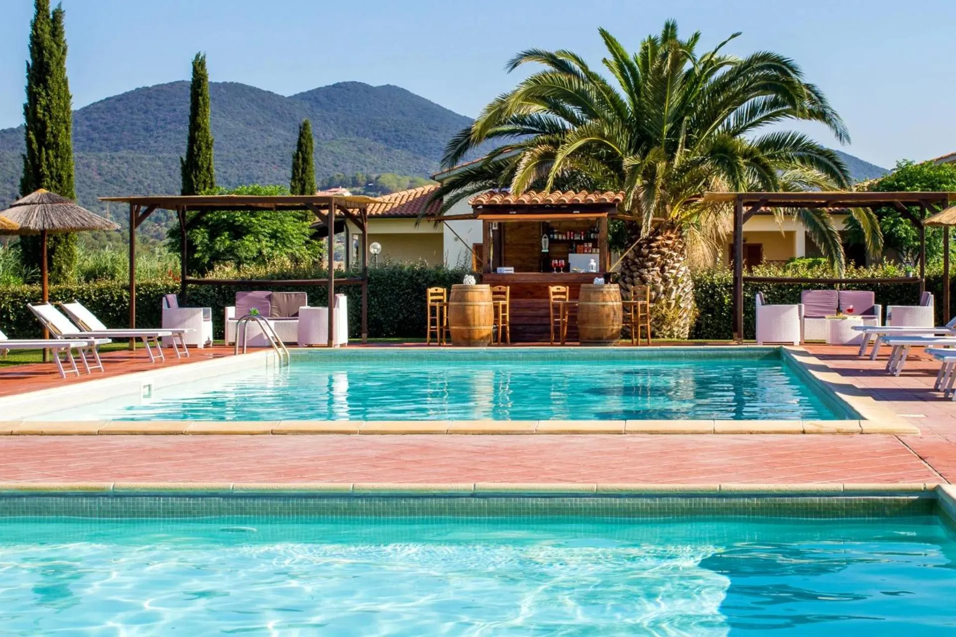 Swimming pool in Residence Cernaia - Private Cottage