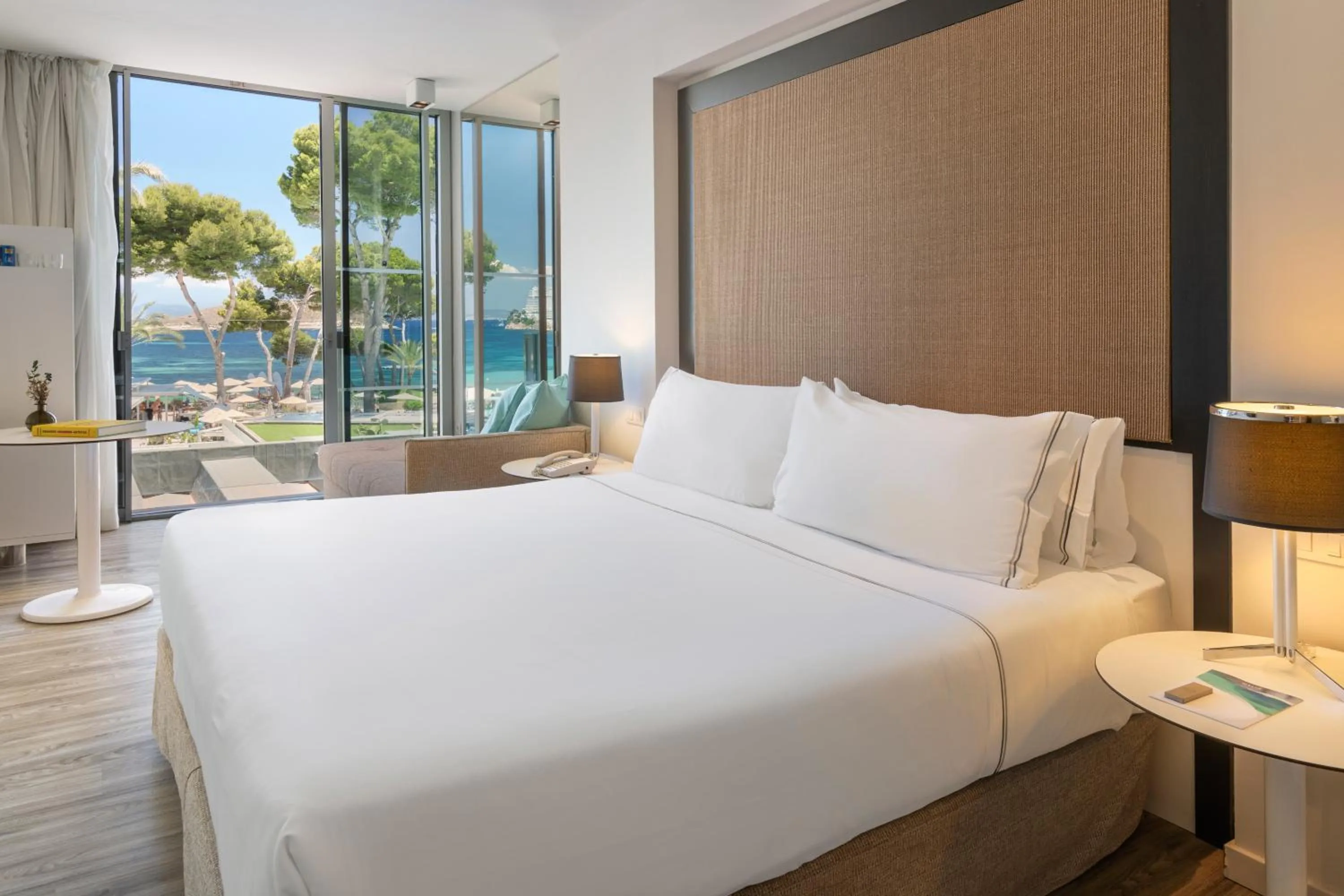 Bed in Meliá South Beach