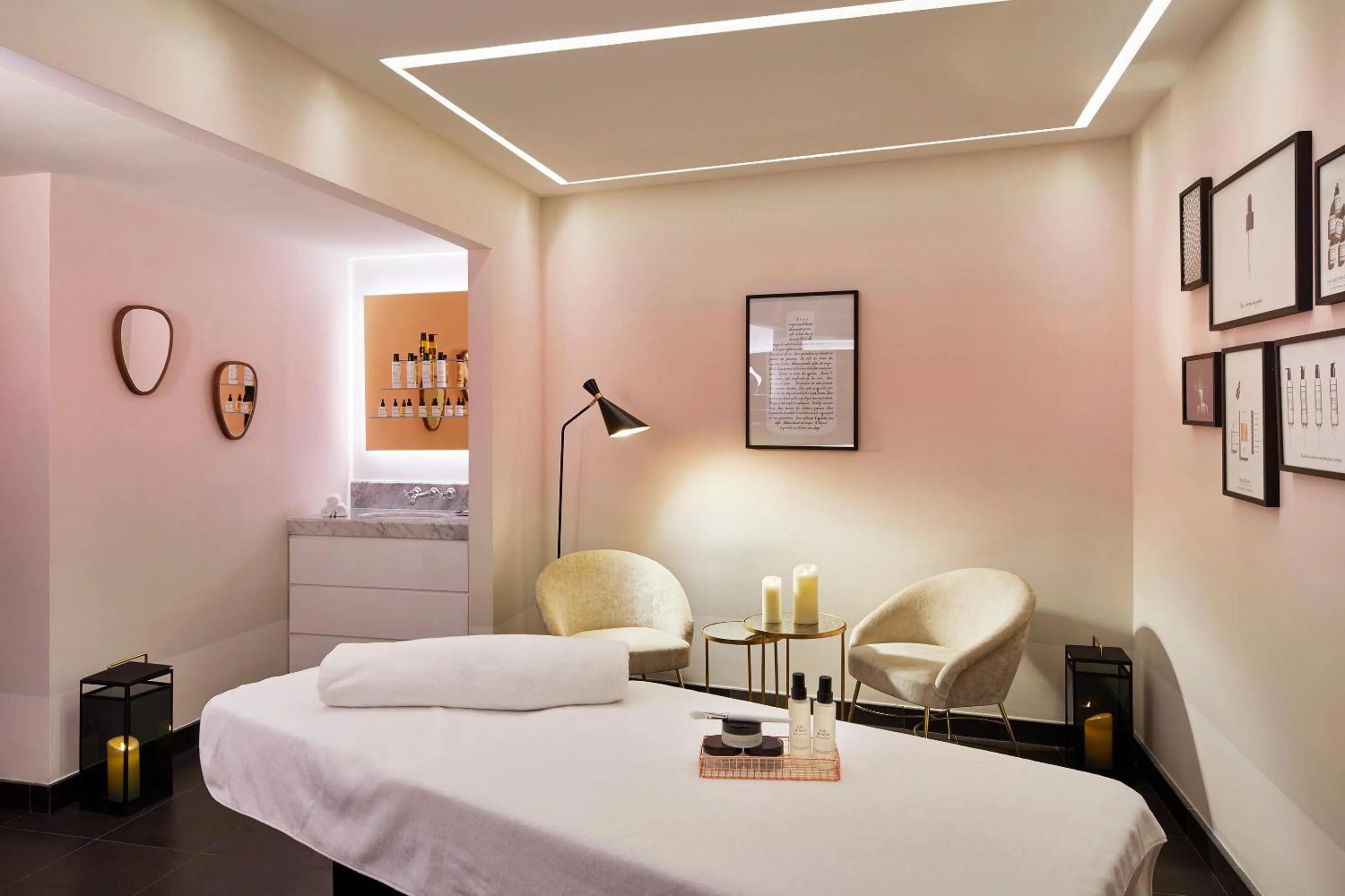 Spa and wellness centre/facilities, Bed in Meliá South Beach