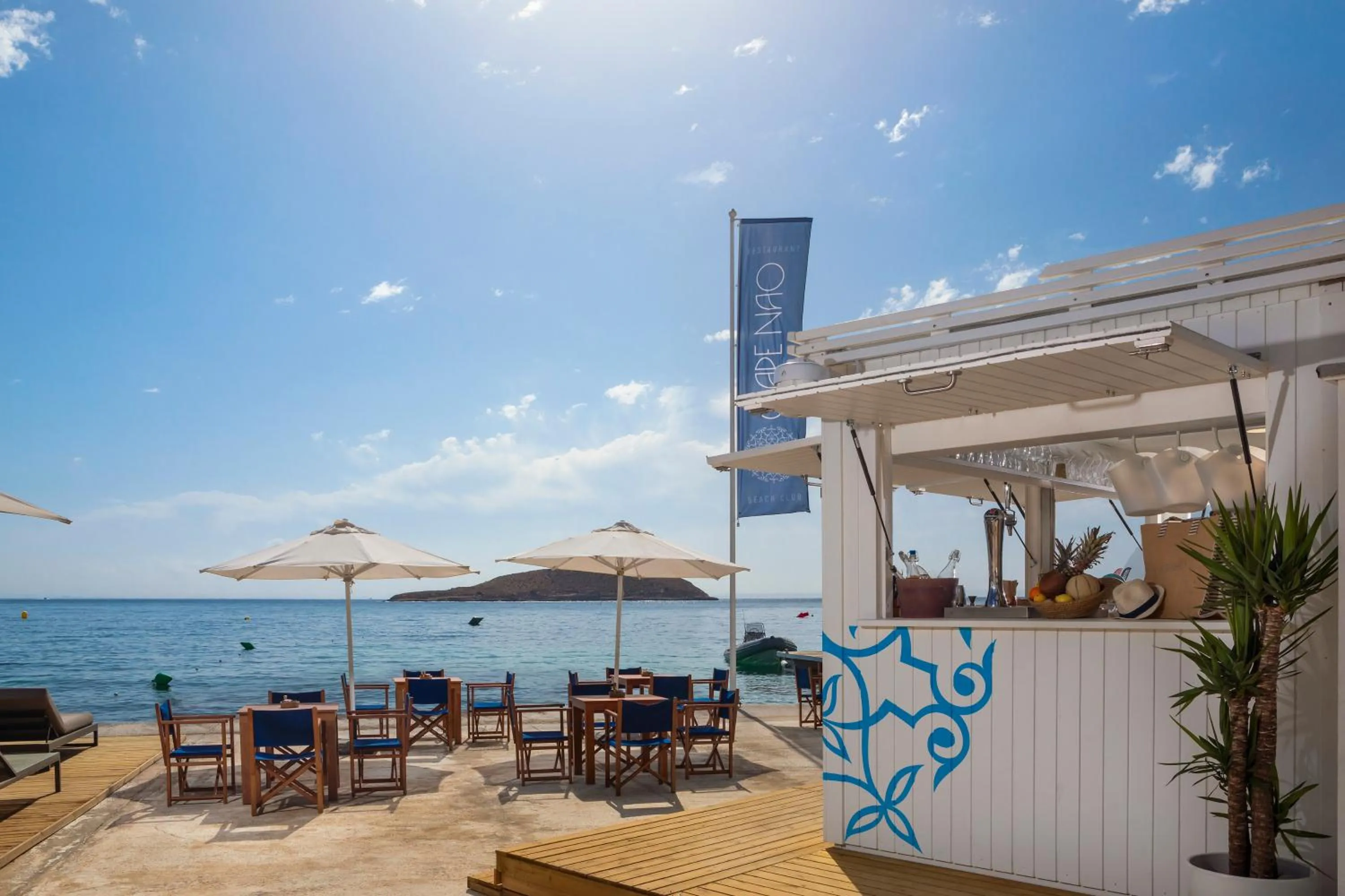 Lounge or bar in Meliá South Beach