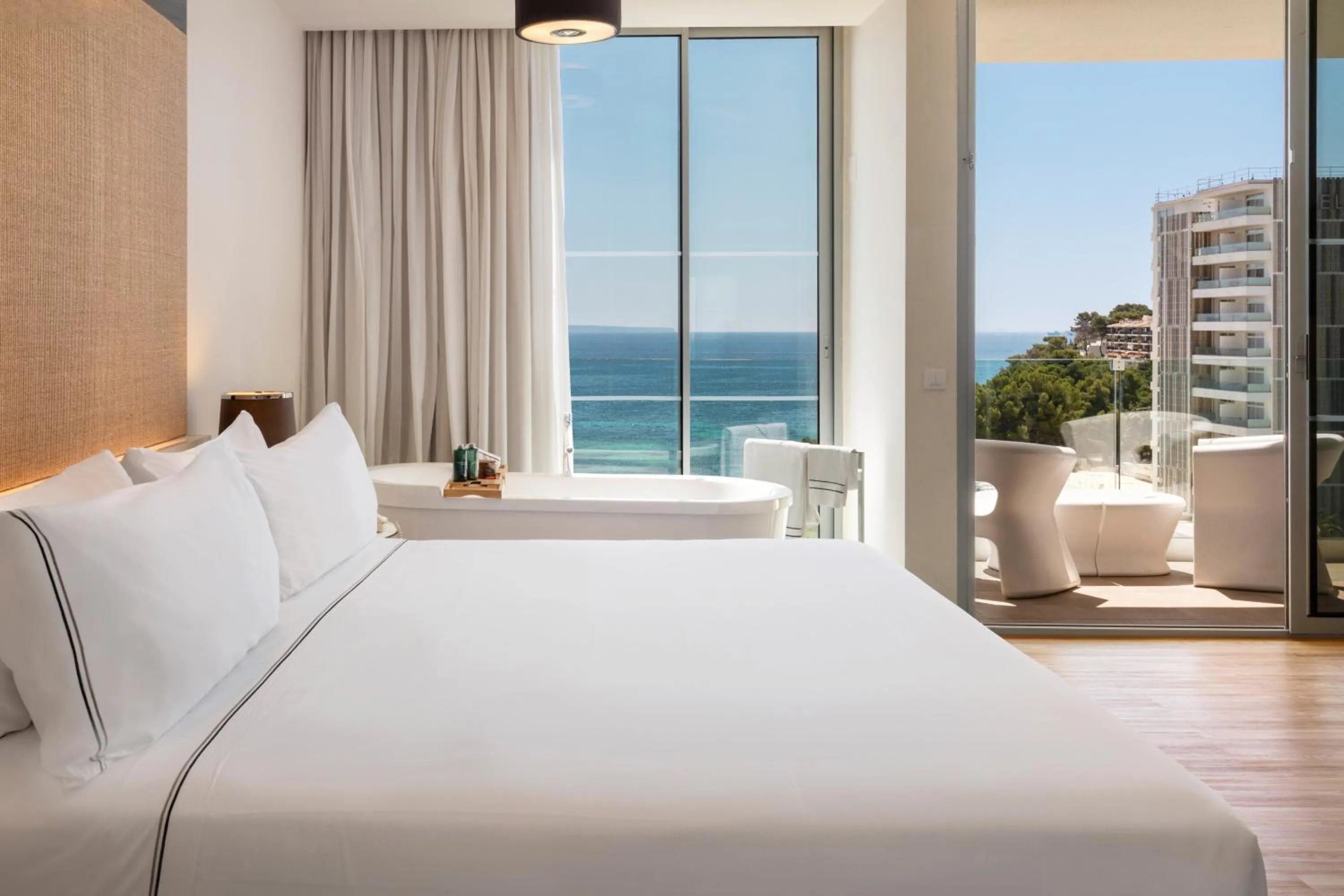 Bed in Meliá South Beach