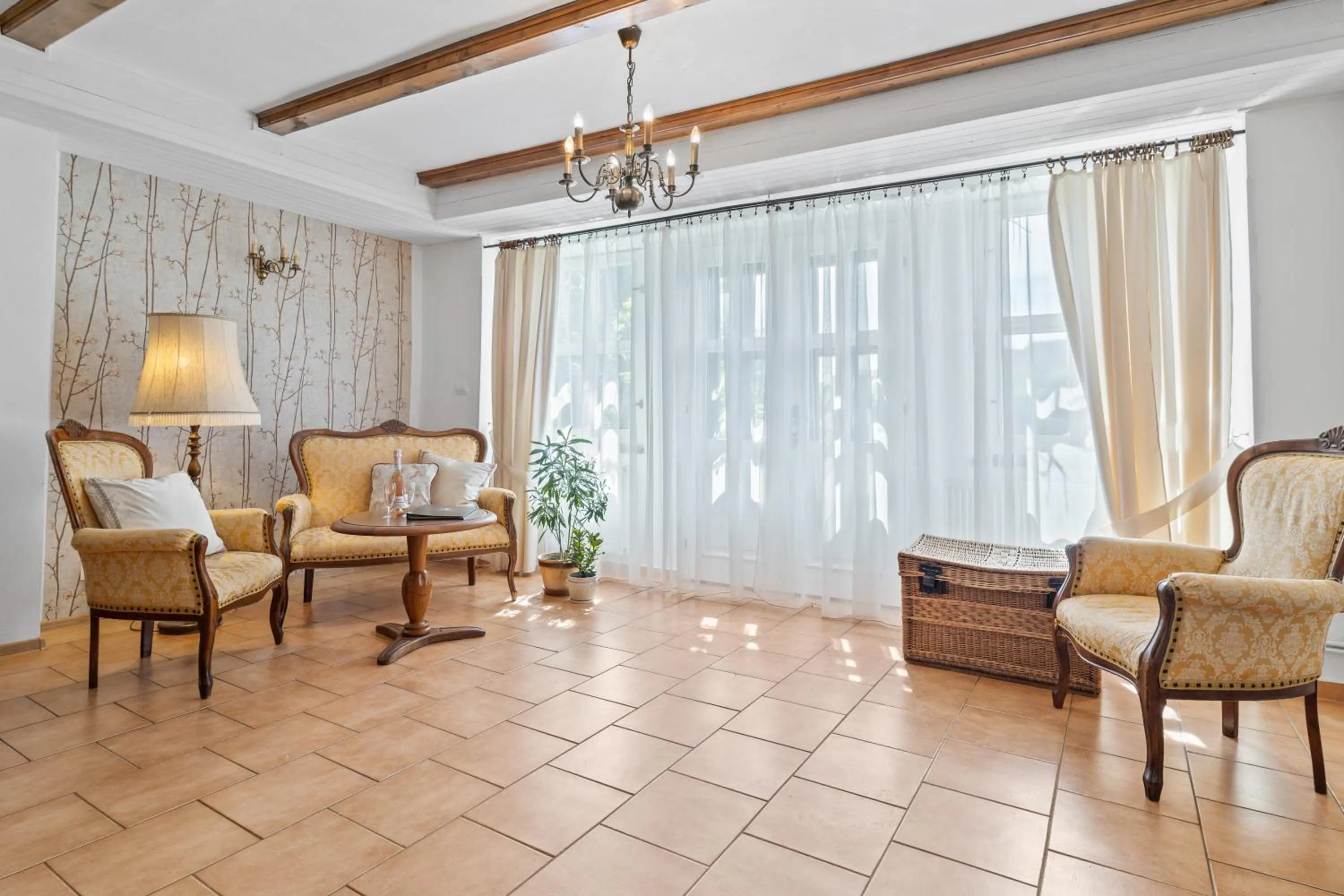 Seating area in Pension Regina