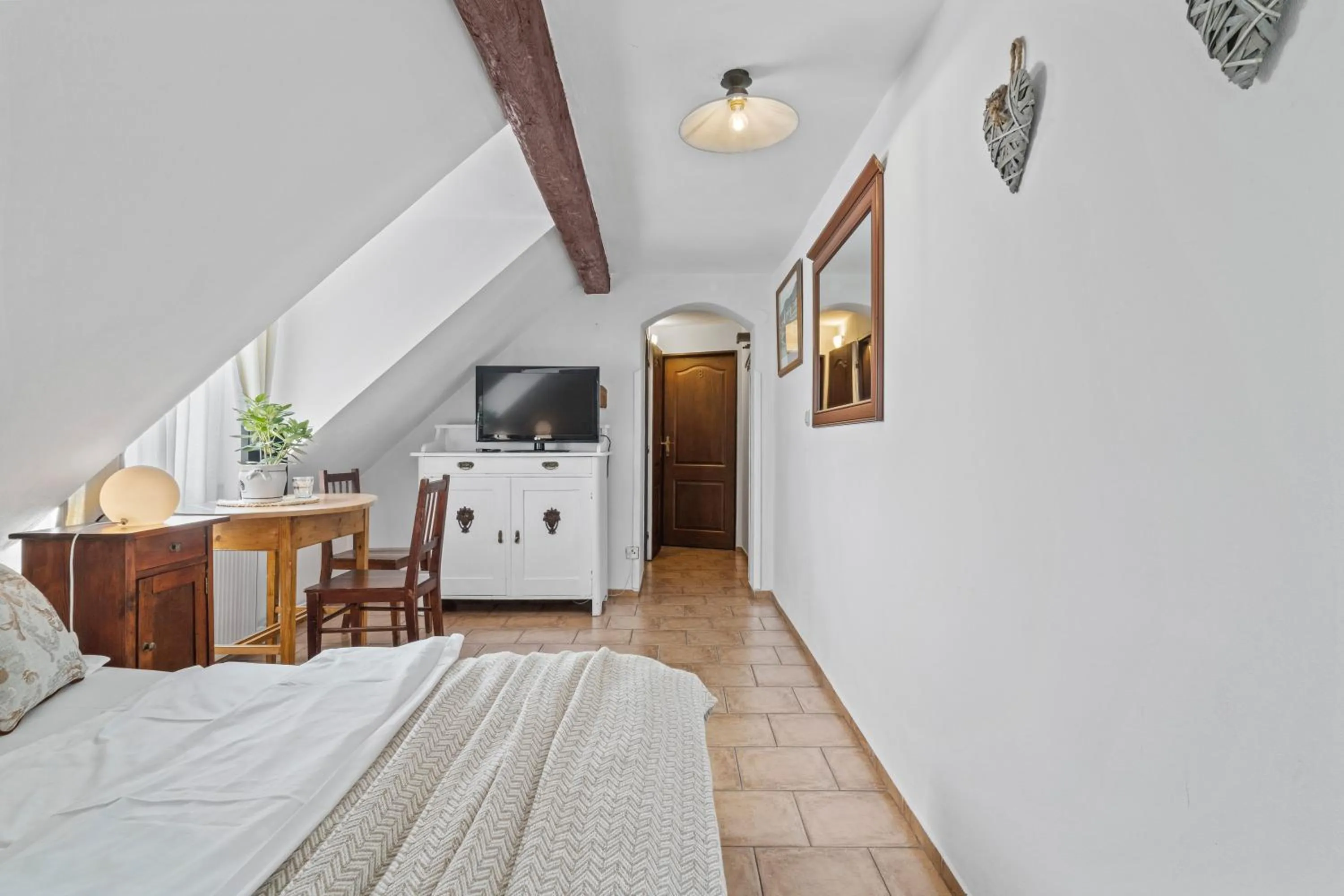 Bedroom, Bed in Pension Regina