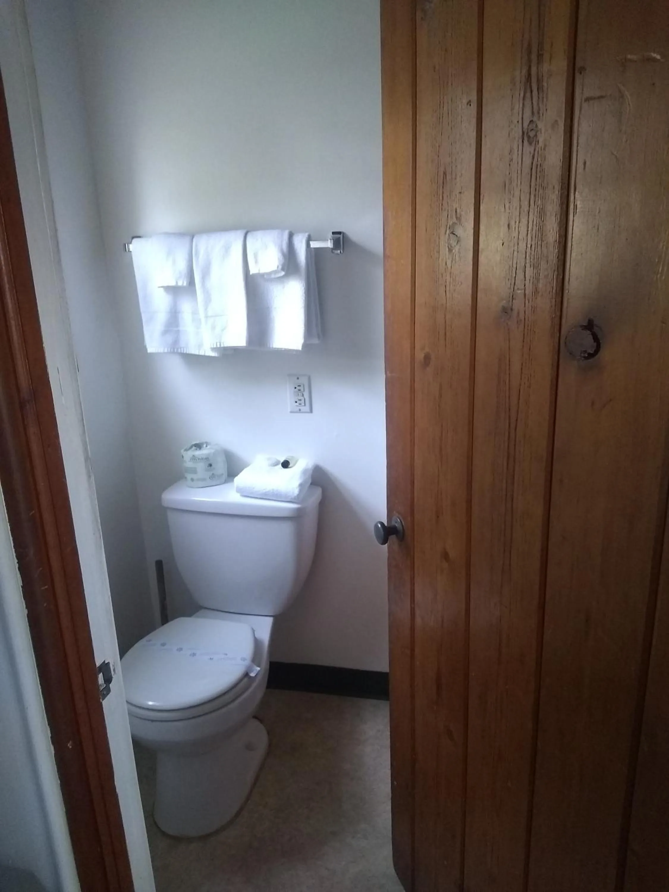 Kootenai Valley Motel