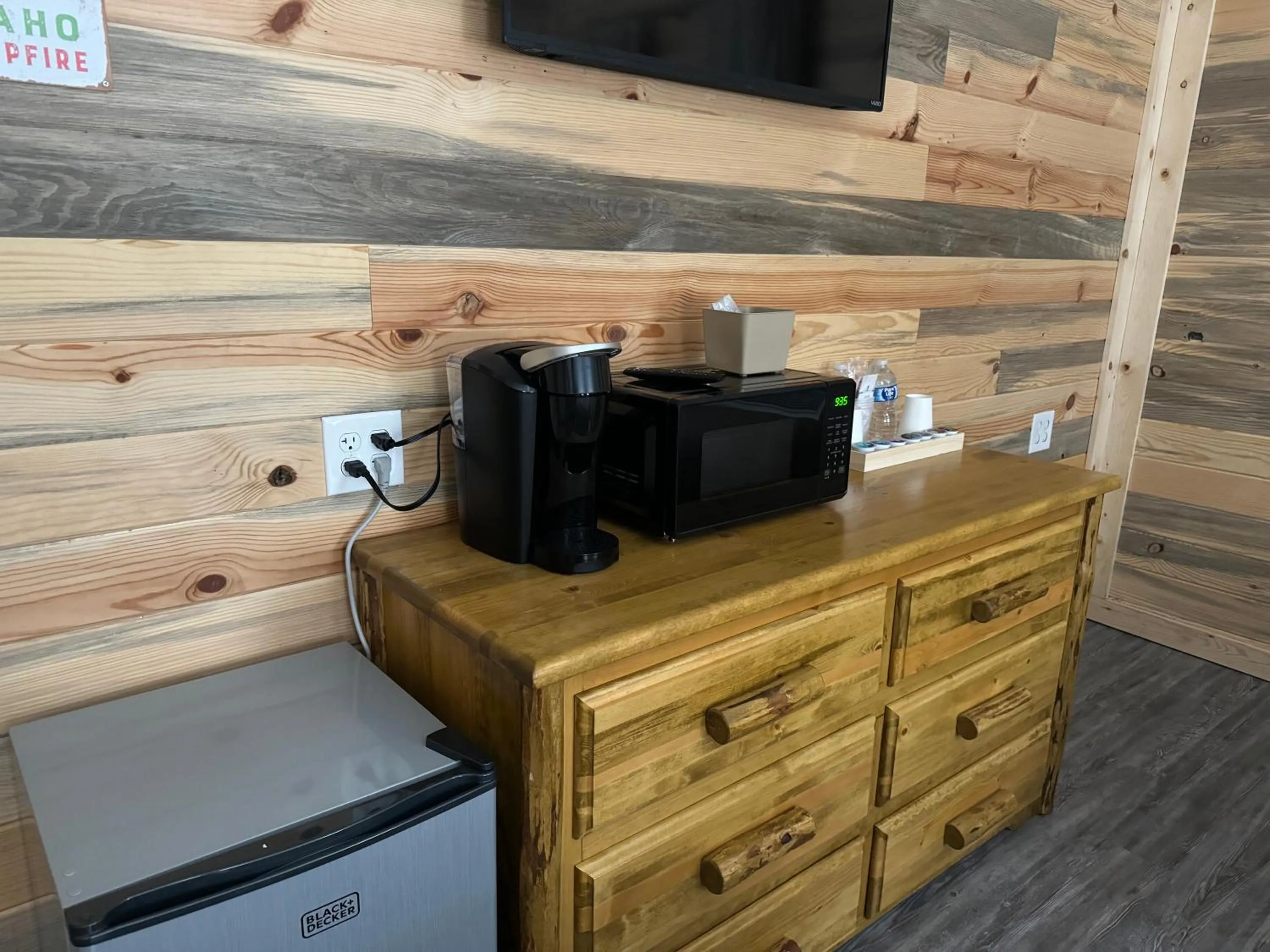 Kootenai Valley Motel