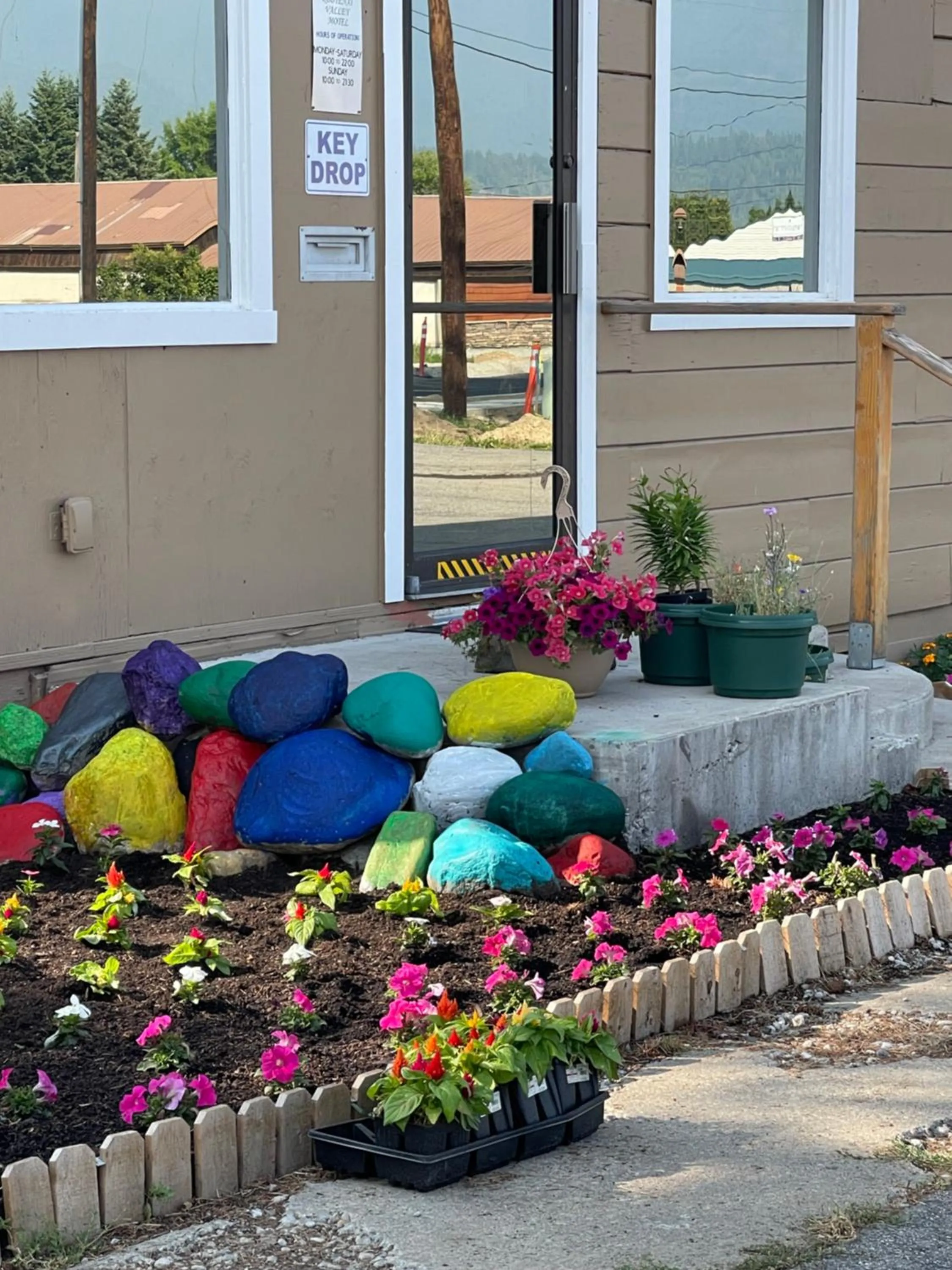 Kootenai Valley Motel