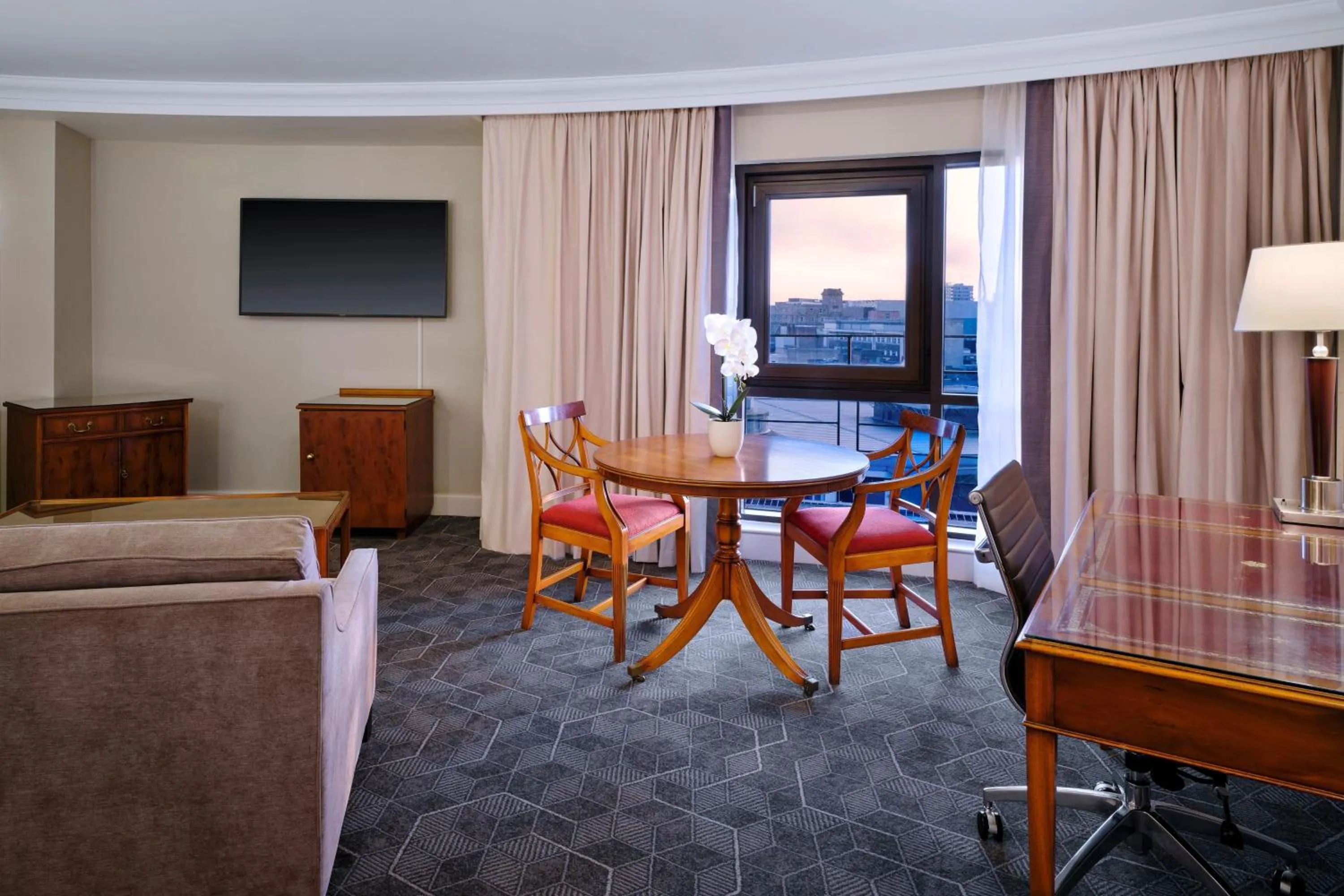 Photo of the whole room in Delta Hotels by Marriott Liverpool City Centre