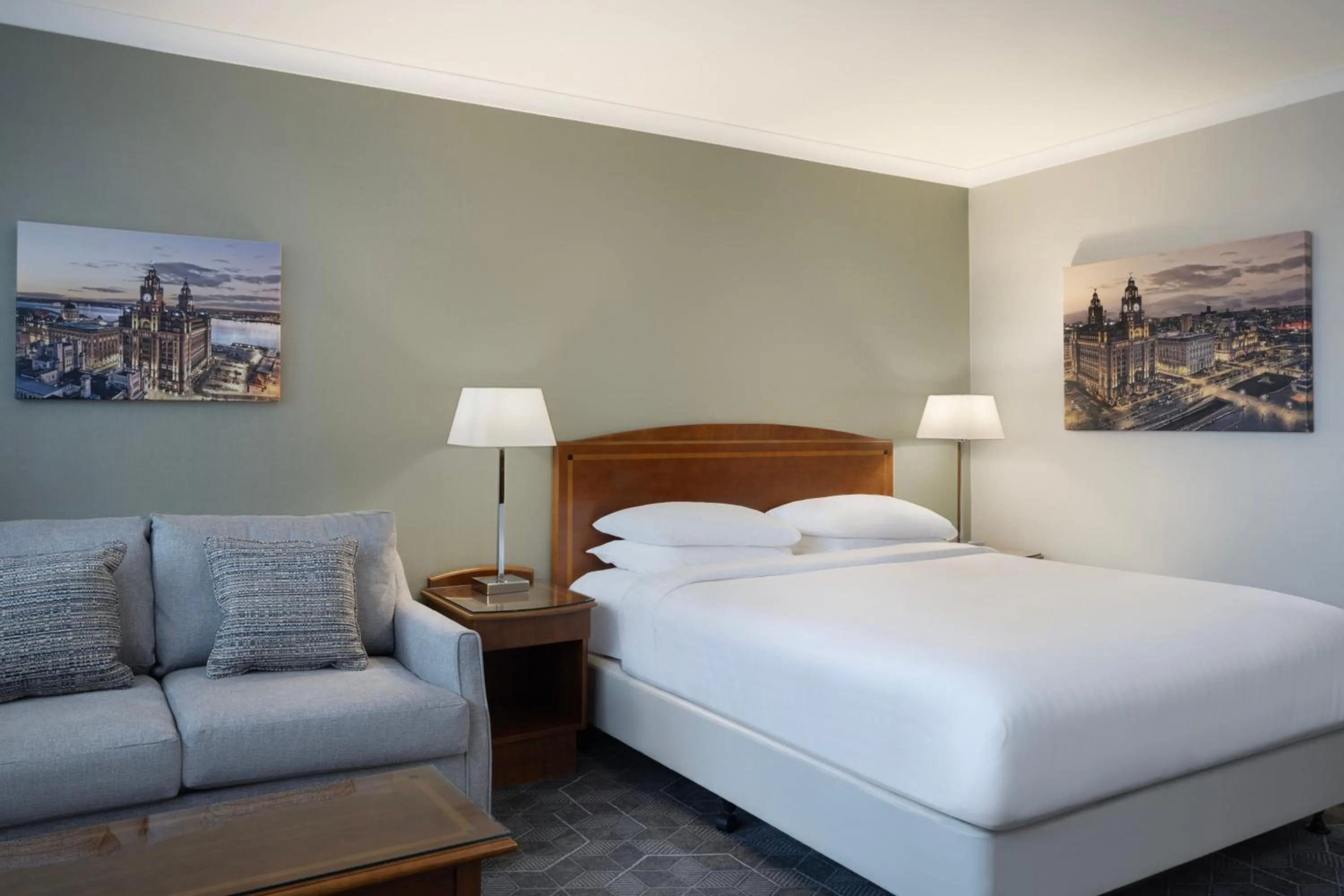 Swimming pool, Bed in Delta Hotels by Marriott Liverpool City Centre