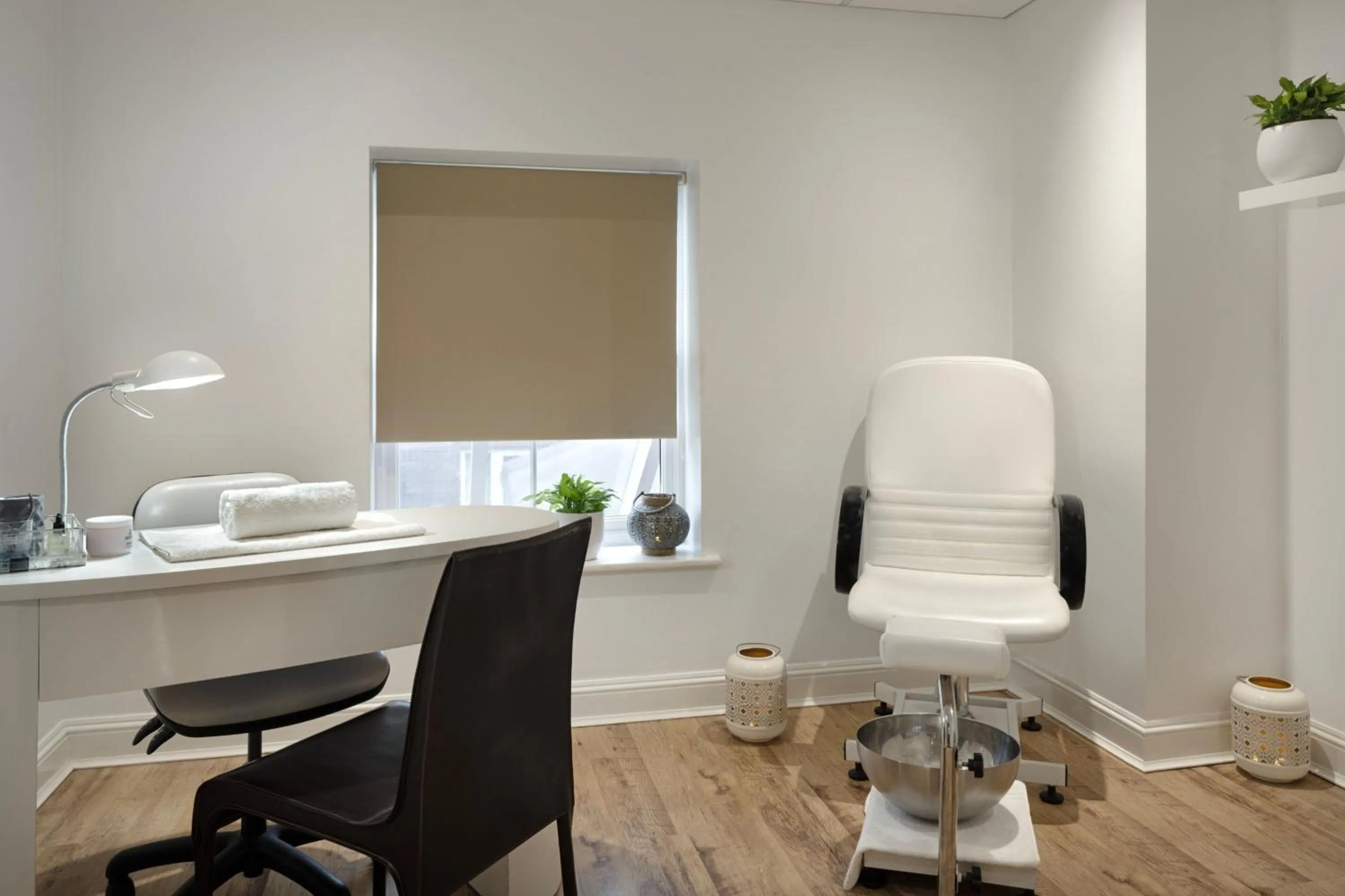 Spa and wellness centre/facilities in Delta Hotels by Marriott Worsley Park Country Club