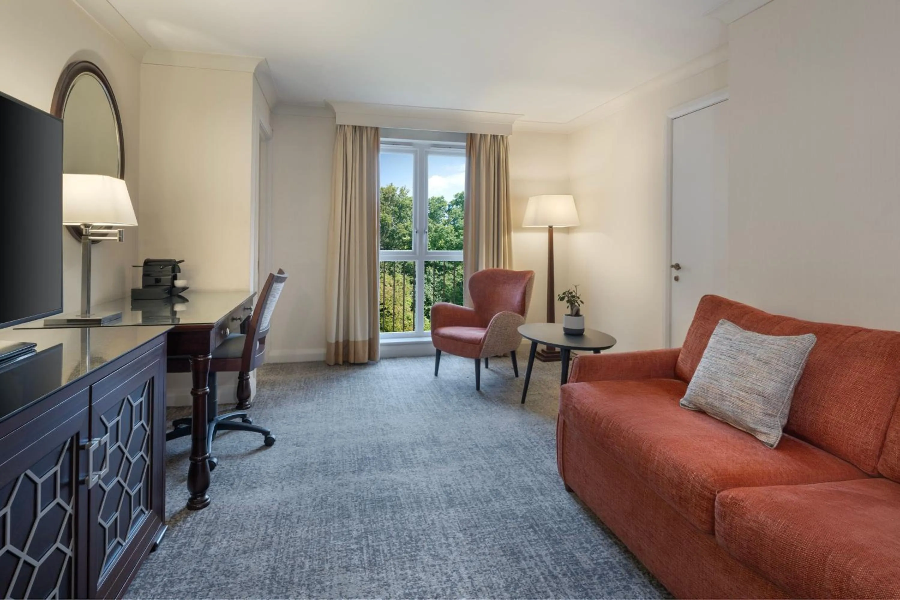 Photo of the whole room in Delta Hotels by Marriott Worsley Park Country Club