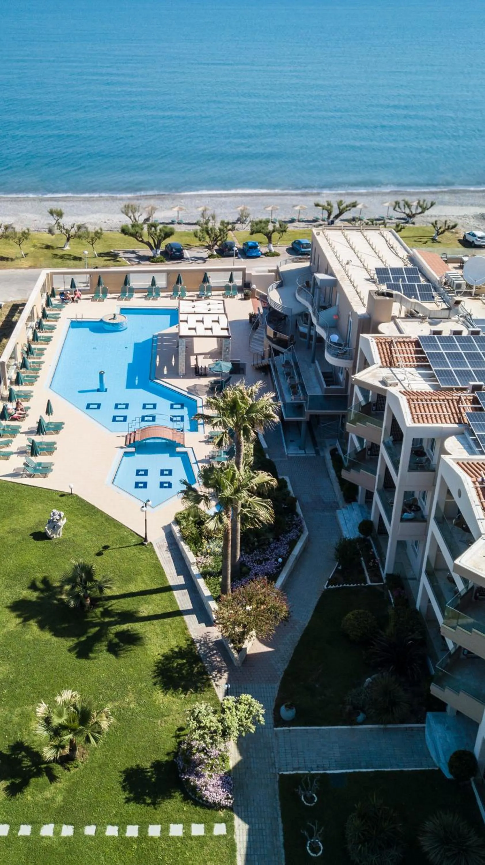 Property building in Maleme Mare