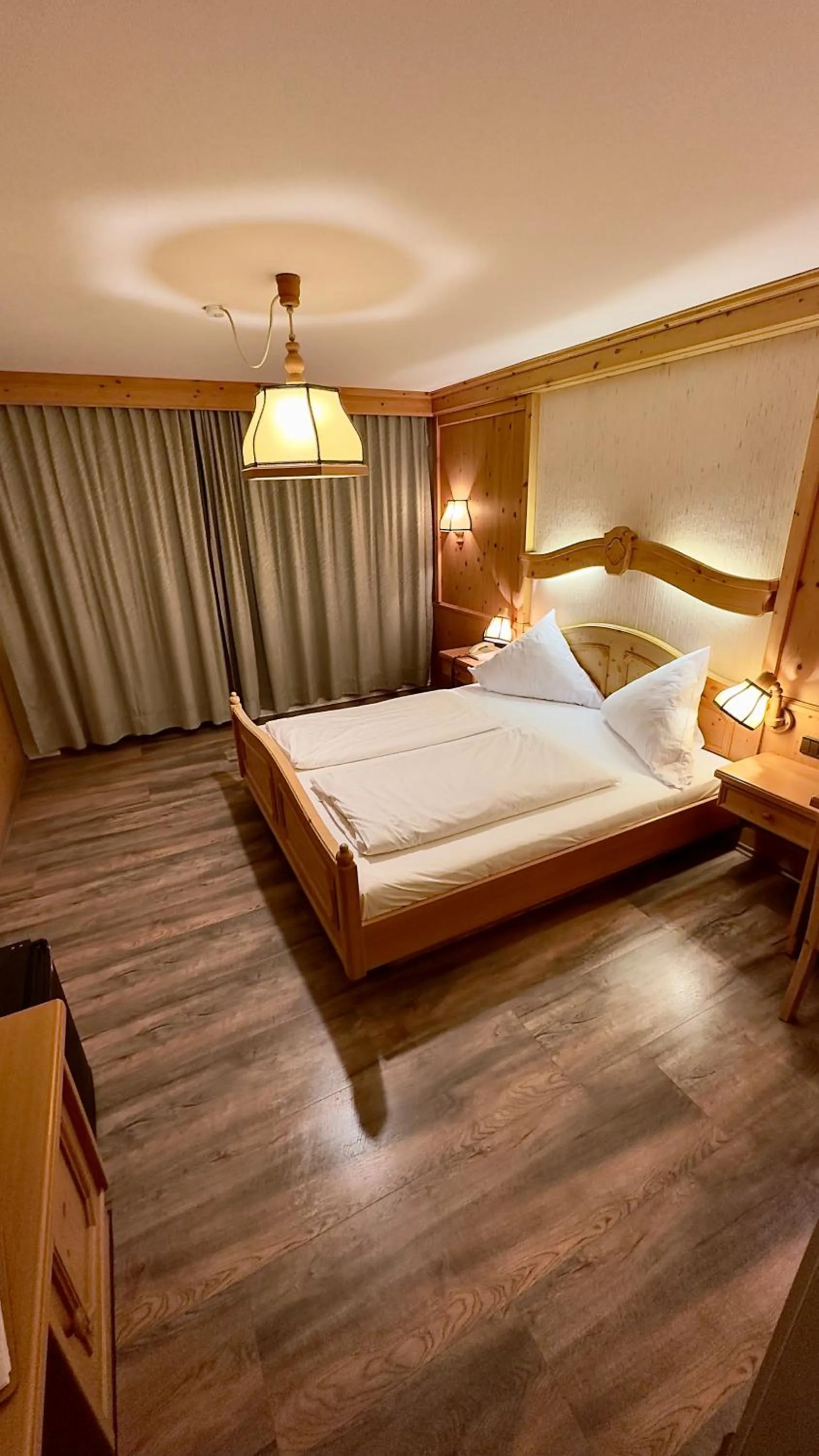 Bed in Hotel Alpenrose