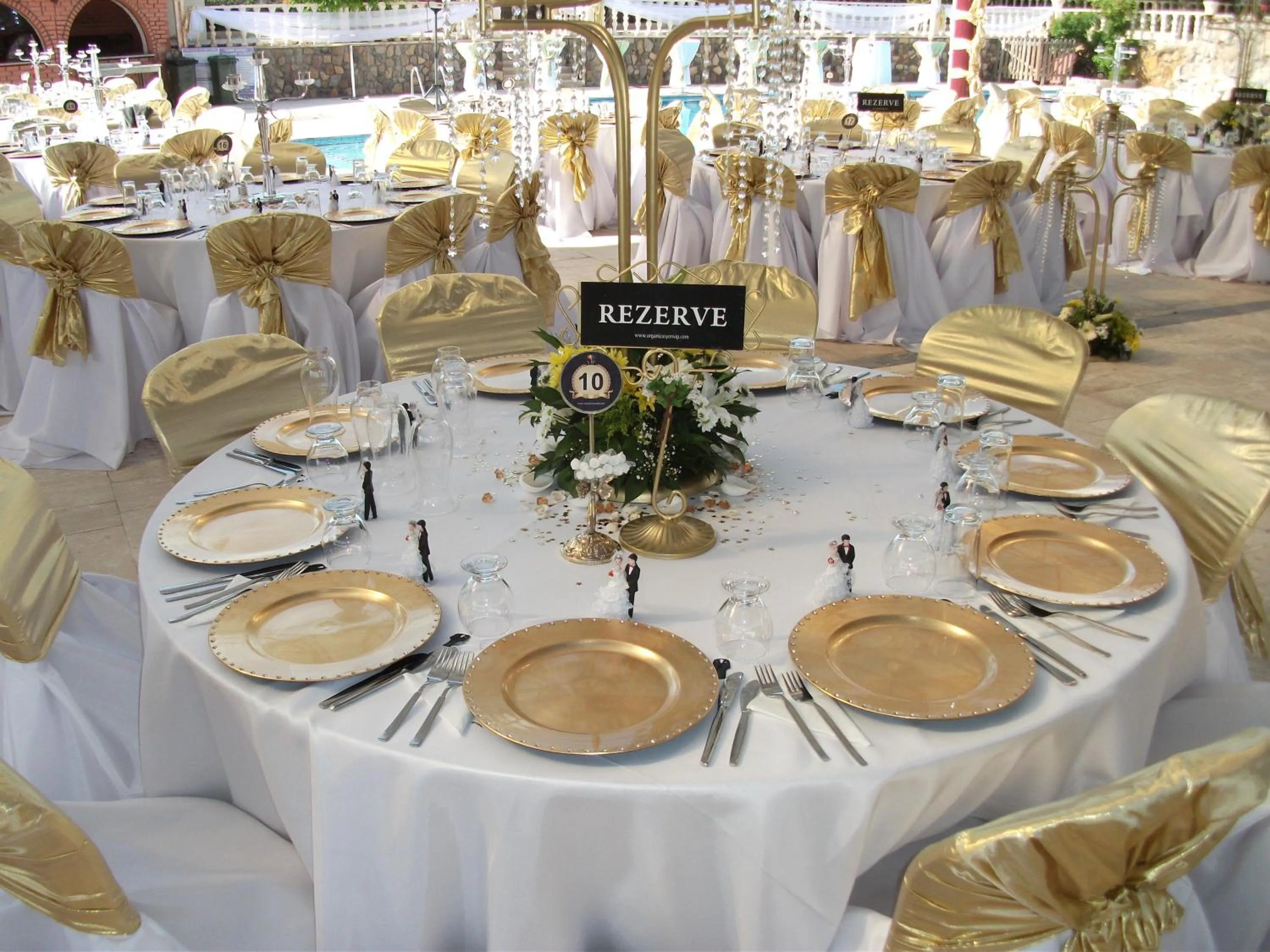 Restaurant/places to eat in Grand Terme Hotel