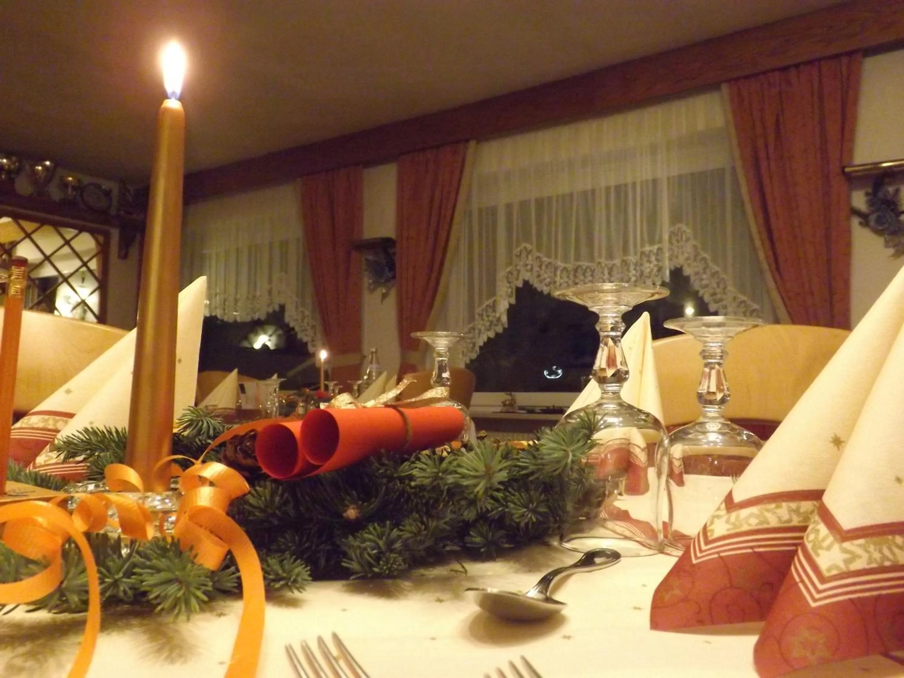 Restaurant/places to eat in Hotel Vigo